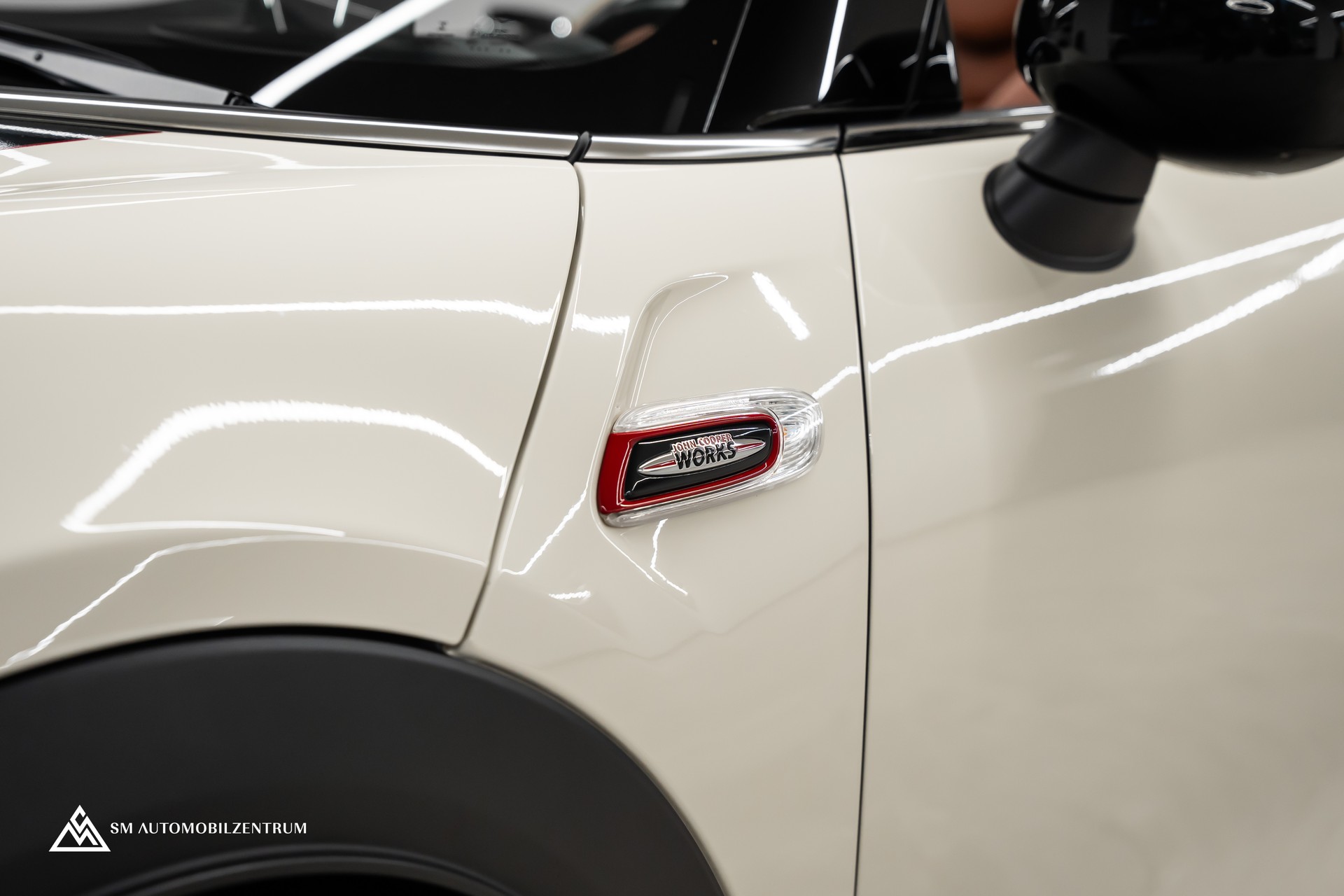 MINI Cabrio F57 2.0i John Cooper Works SAG / CH / Chili / Head-Up / Rückfahrkamera / Harman&Kardon-image-4