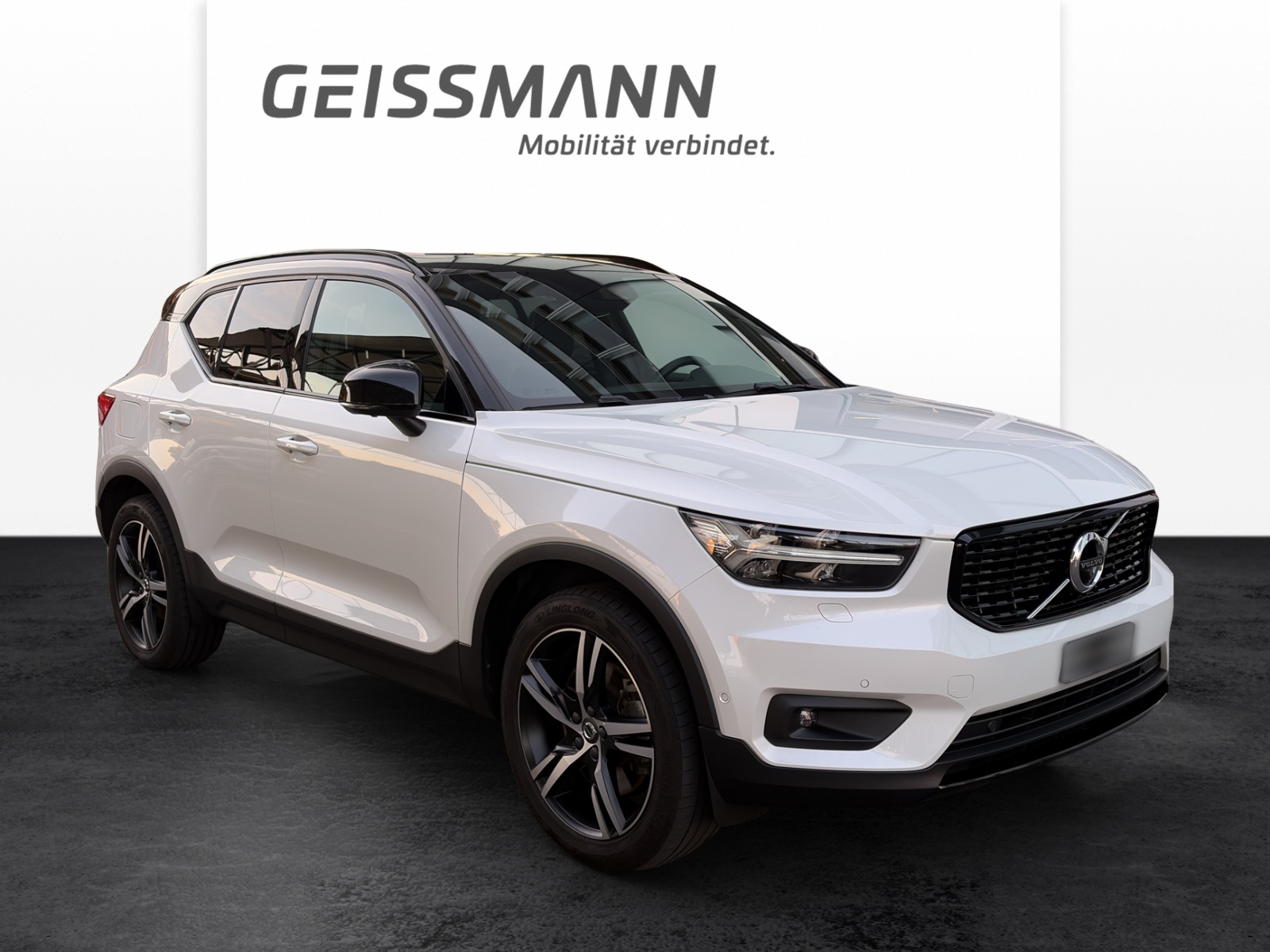 VOLVO XC40 1.5 T5 PiH R-Design-showroom-element-1