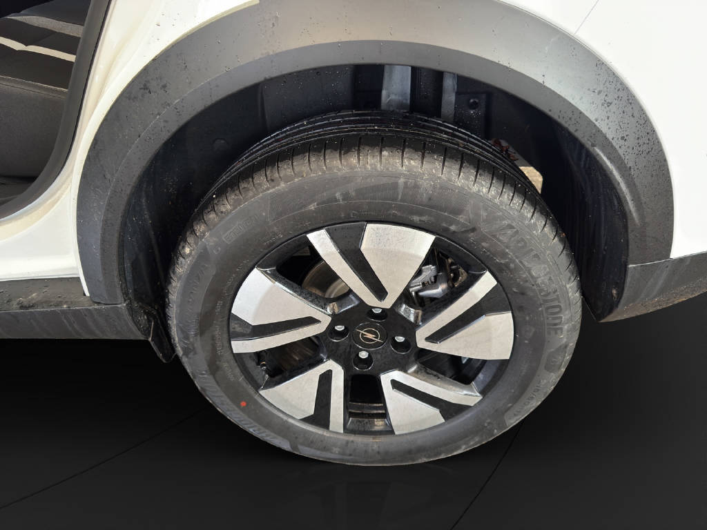 OPEL Frontera 1.2 T HEV 145 GS-image-9