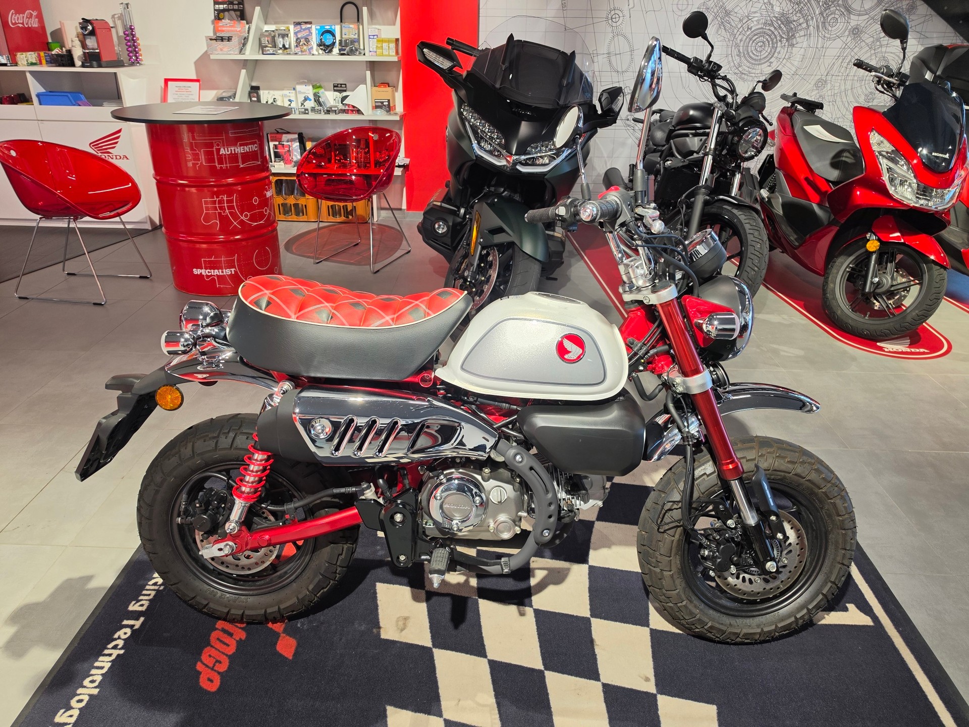 HONDA Z 125 Monkey-image-1