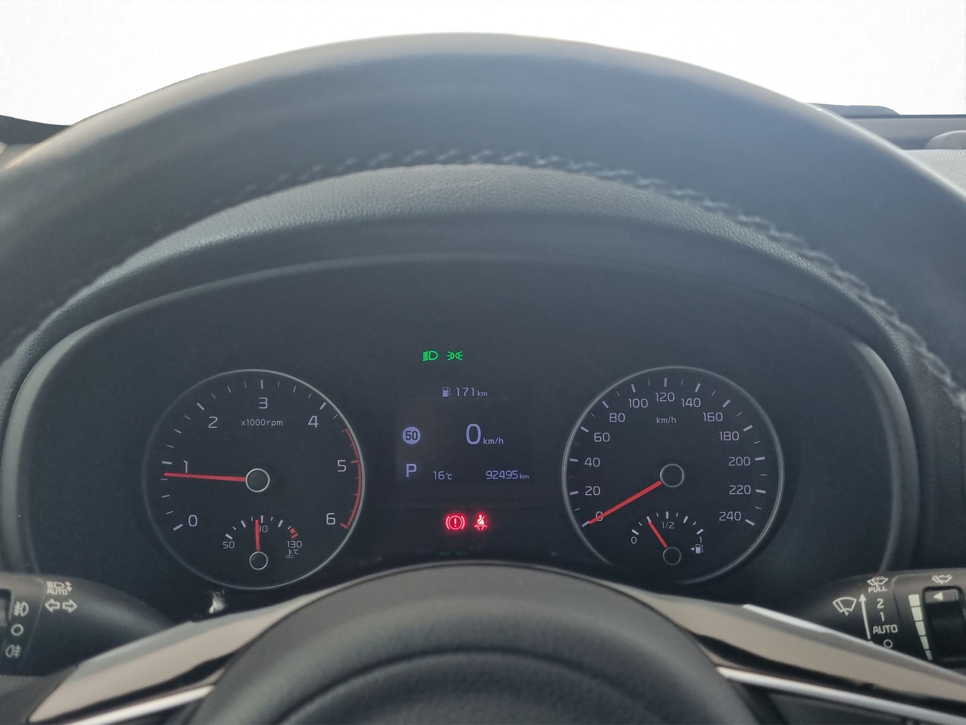 KIA Sportage 1.6 CRDi MHEV 4x4 Trend-image-10