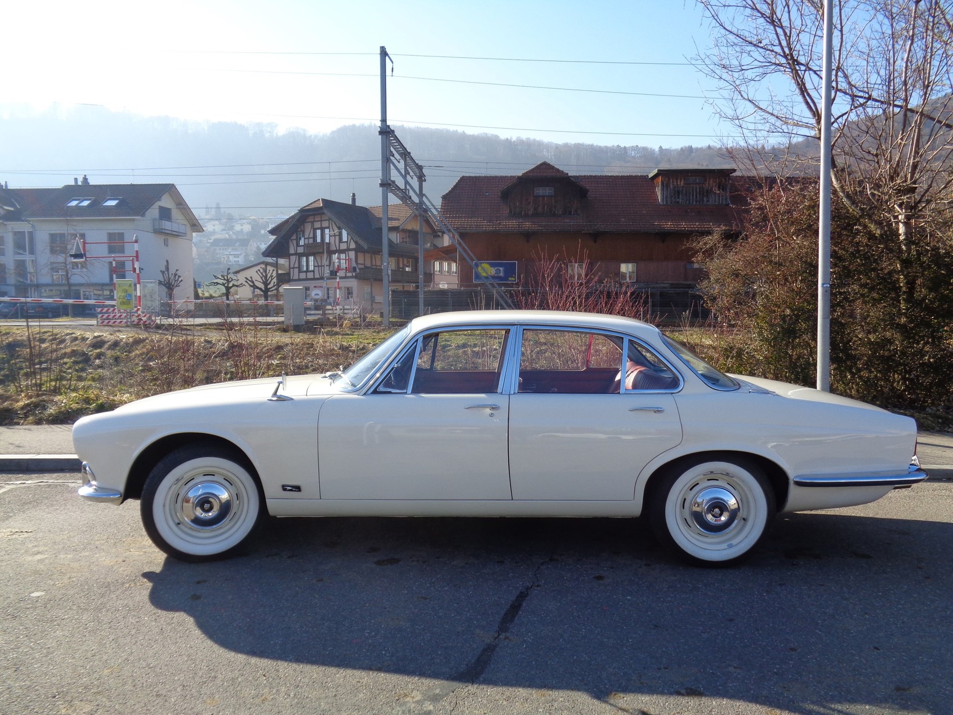 JAGUAR XJ 2.8 S1-image-3