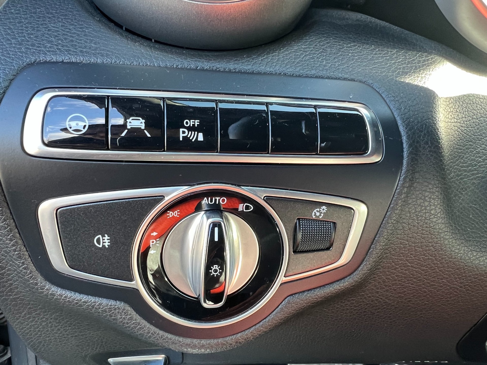 MERCEDES-BENZ C 63 S AMG Speedshift-image-16