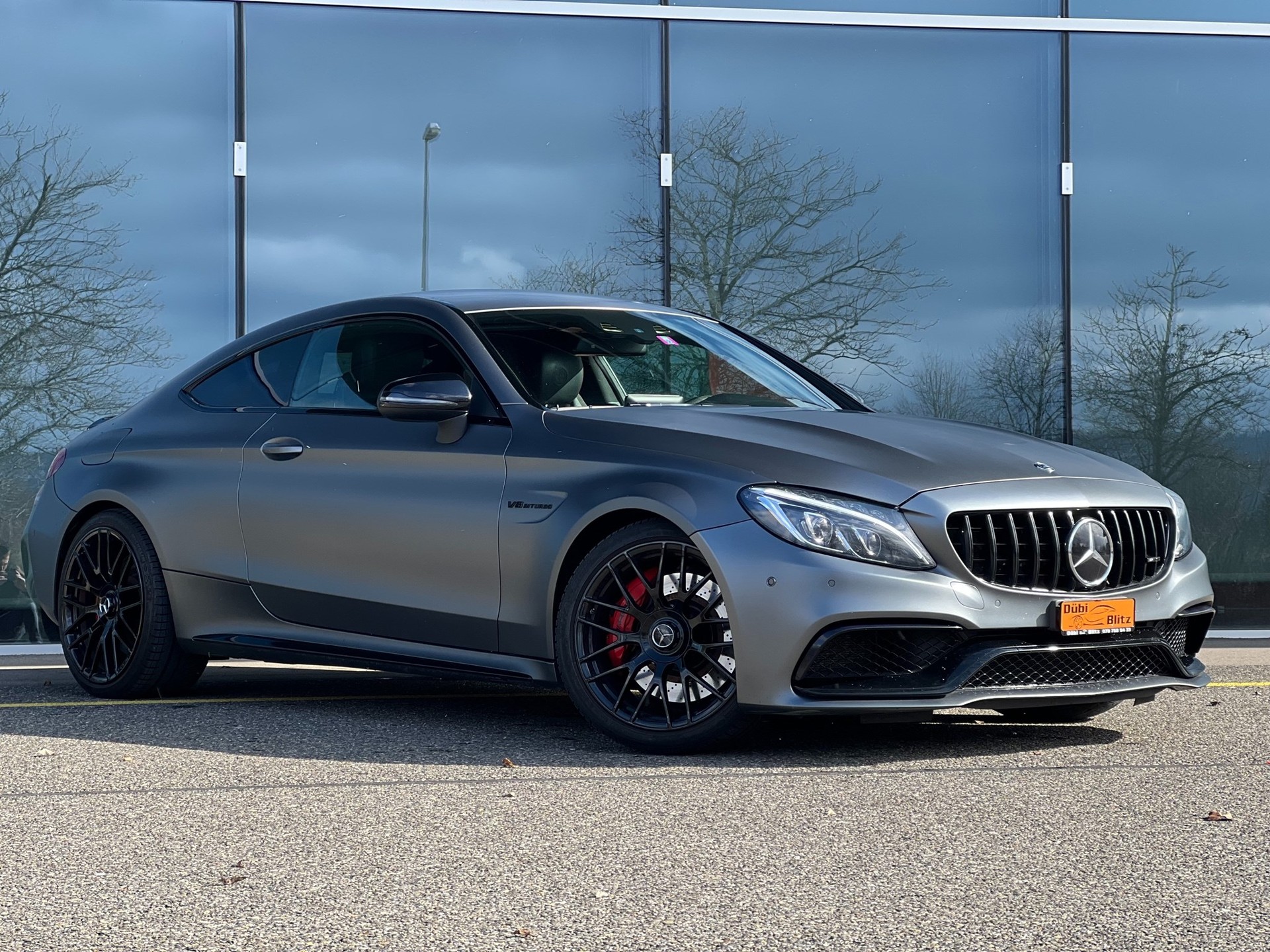 MERCEDES-BENZ C 63 S AMG Speedshift-showroom-element-3