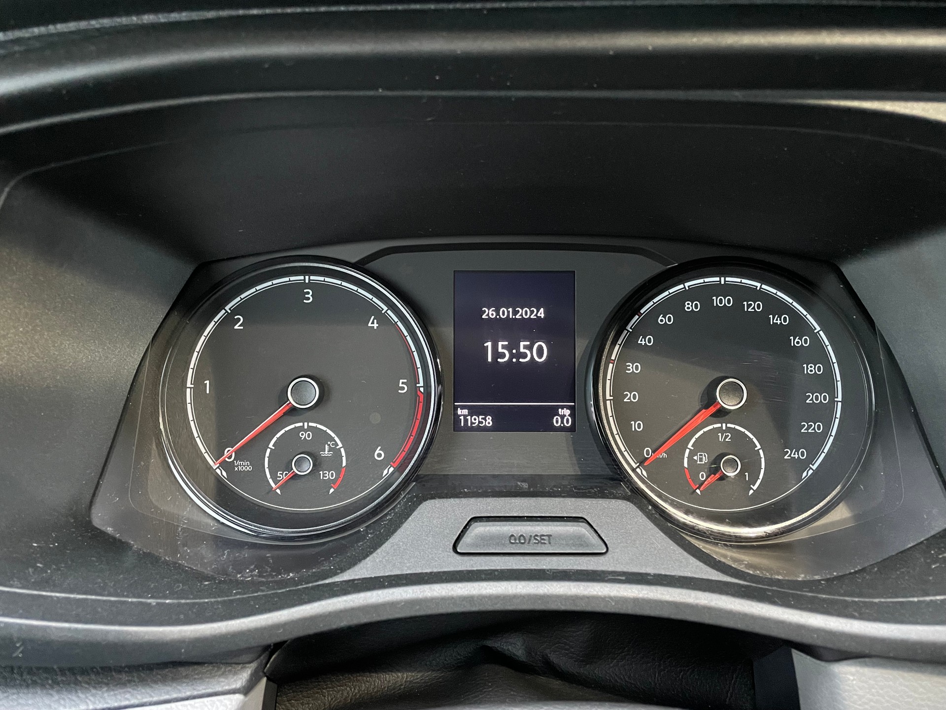 VW T6.1 2.0 TDI-image-13