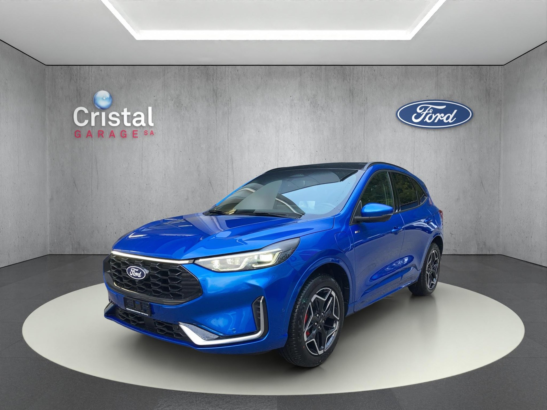 FORD Kuga 2.5 Plug-in Hybrid ST-Line X-showroom-element-1