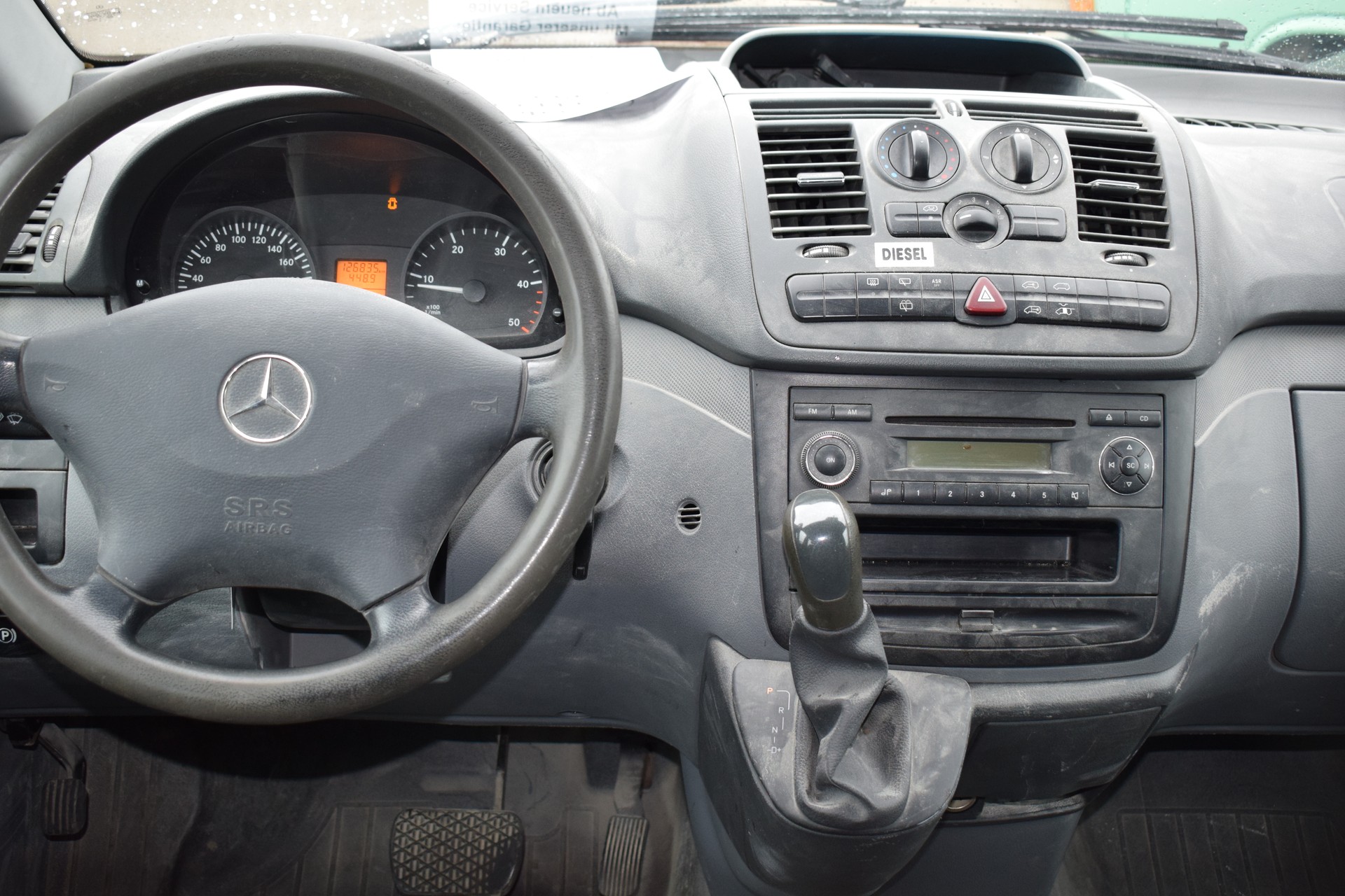 MERCEDES-BENZ Vito 111 CDI-image-4