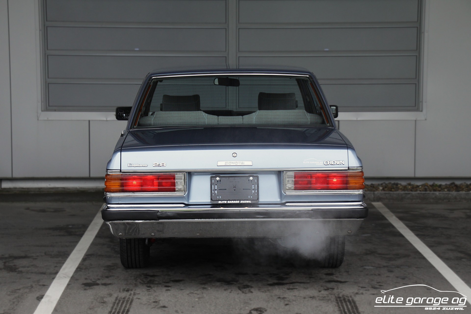 TOYOTA Crown 2800i DL-image-3