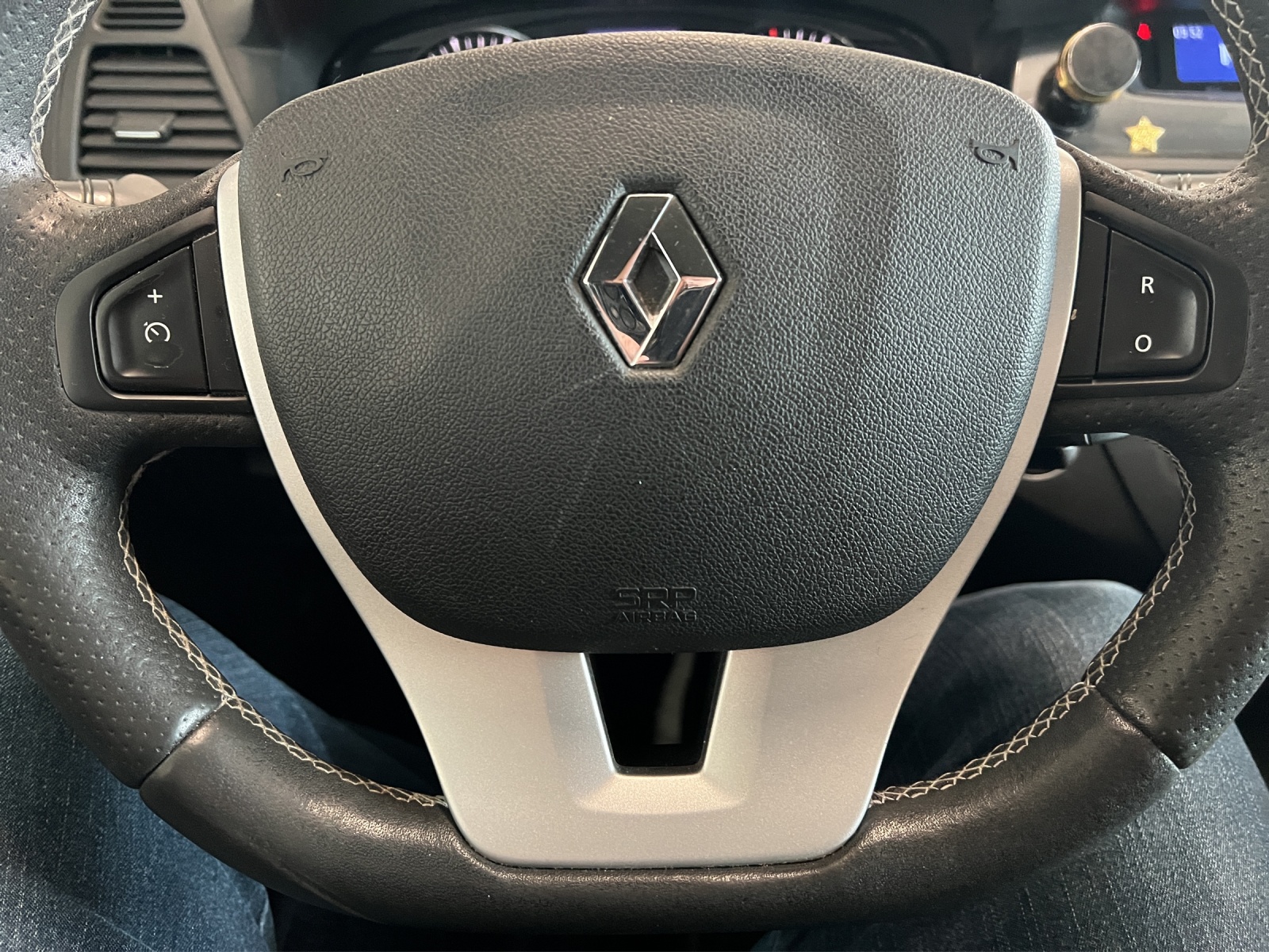 RENAULT Laguna Grandtour 2.0 16V T Dynamique Automatic-image-13