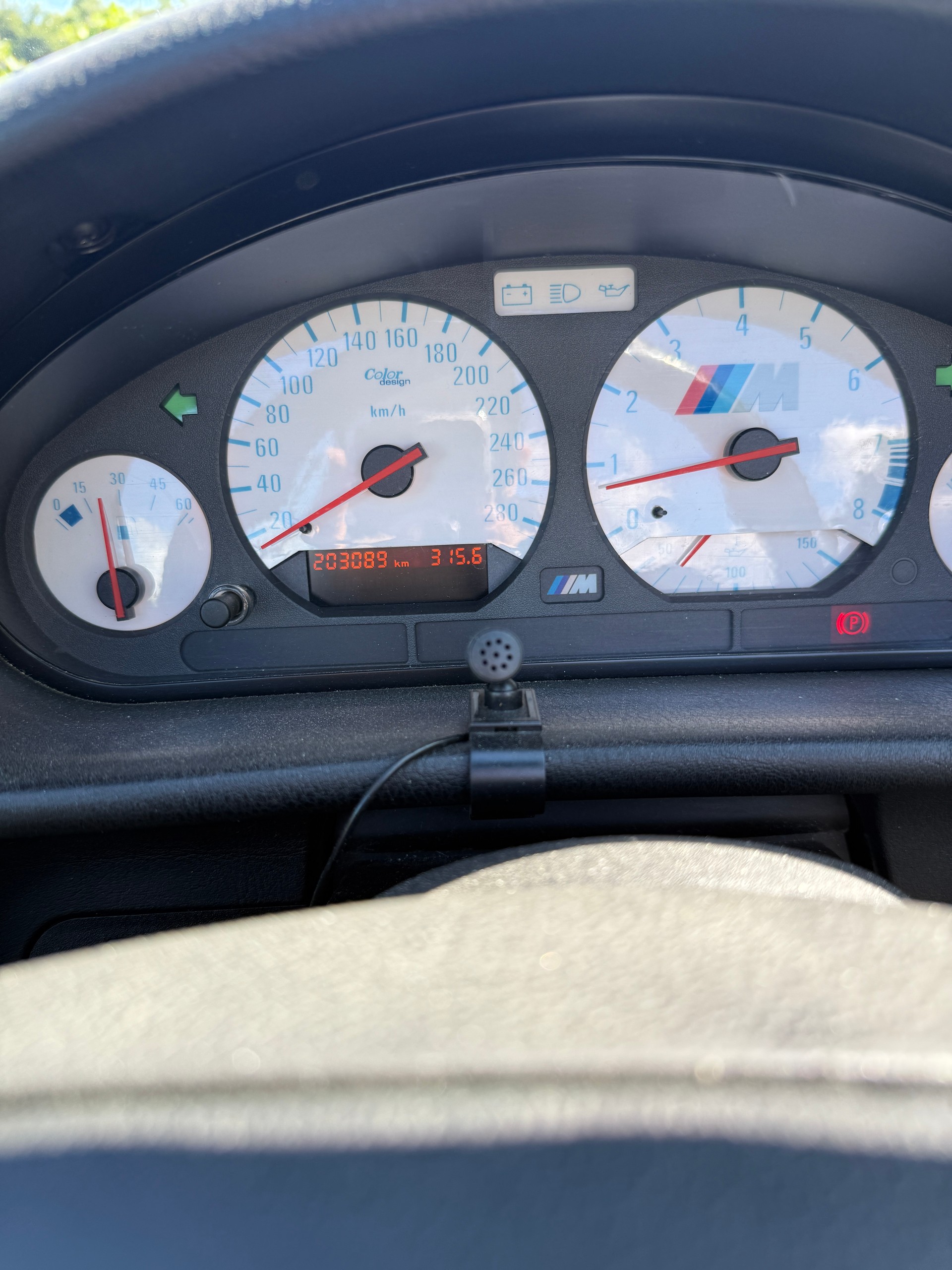 BMW M3 Cabrio-image-16