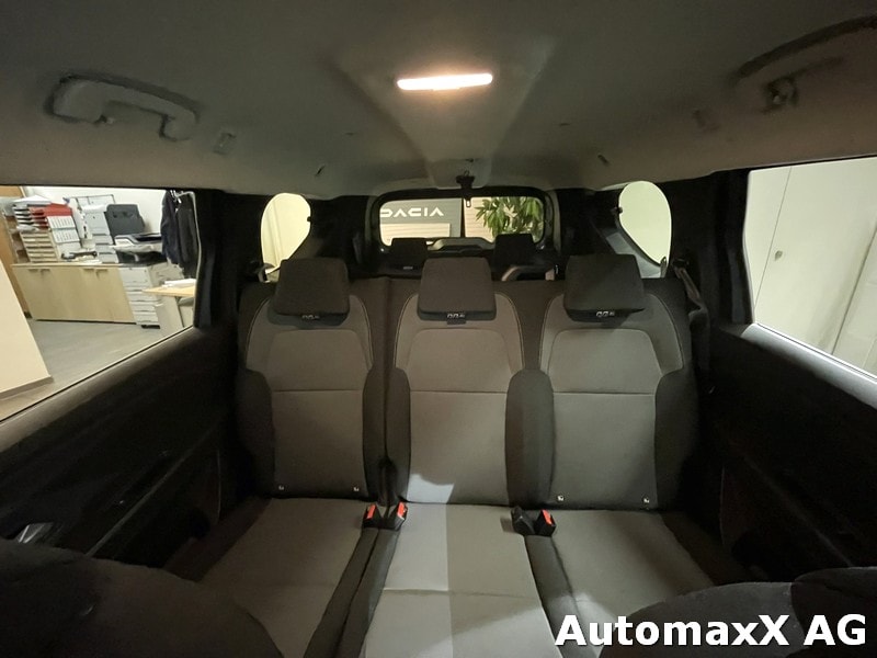DACIA Jogger 1.6 Hybrid Extreme+ 7P-image-12