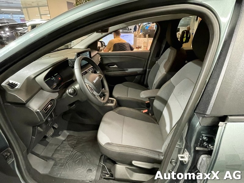 DACIA Jogger 1.6 Hybrid Extreme+ 7P-image-6