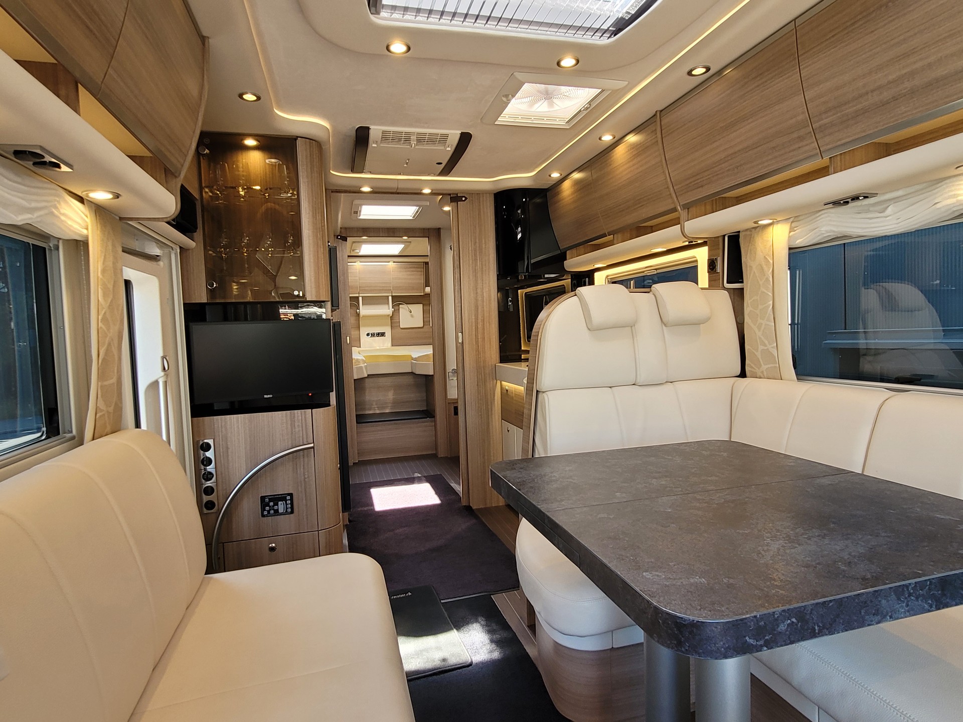 CONCORDE Carver 850 L-image-5