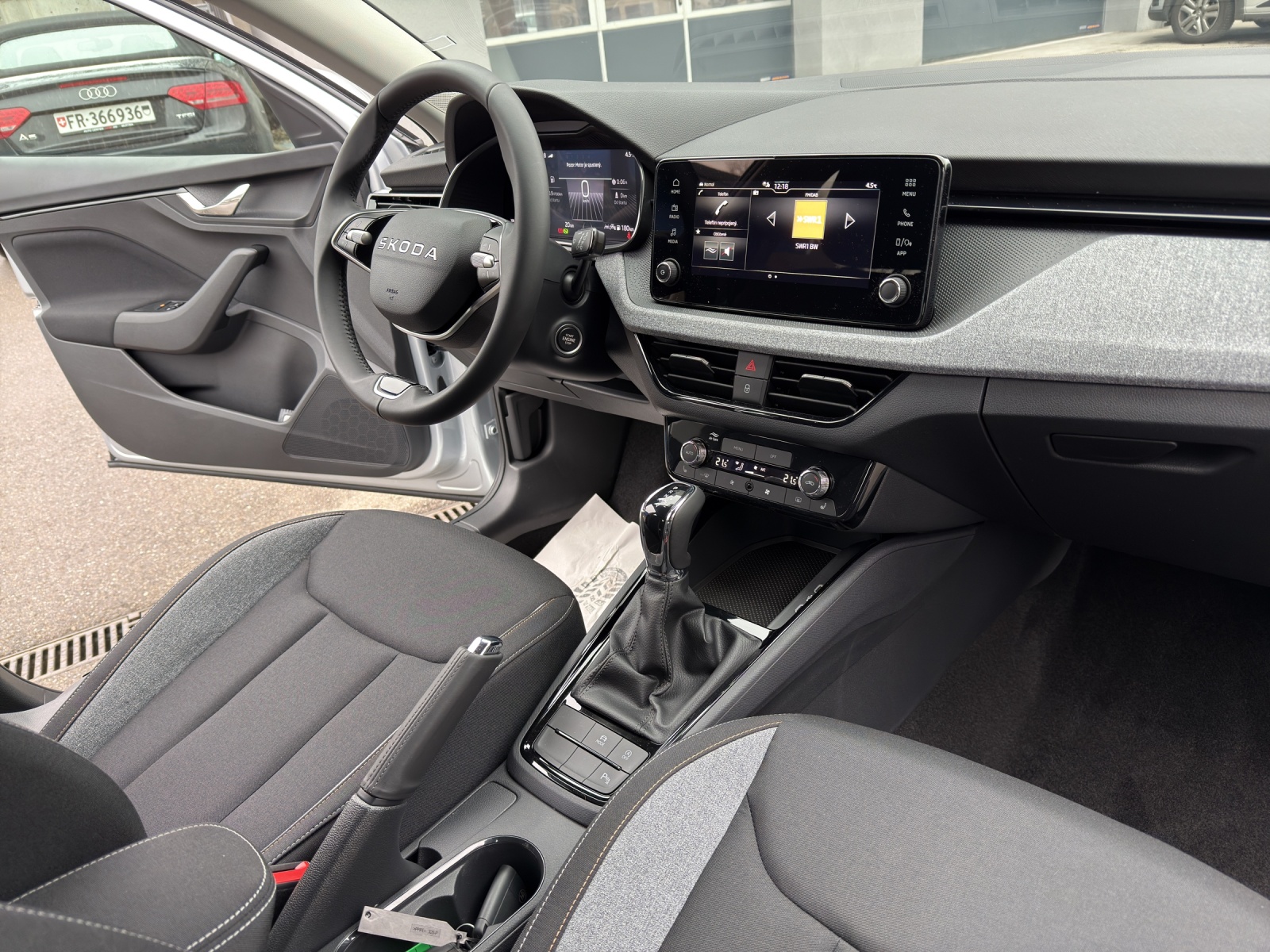 SKODA Scala 1.0 TSI Selection DSG-image-24