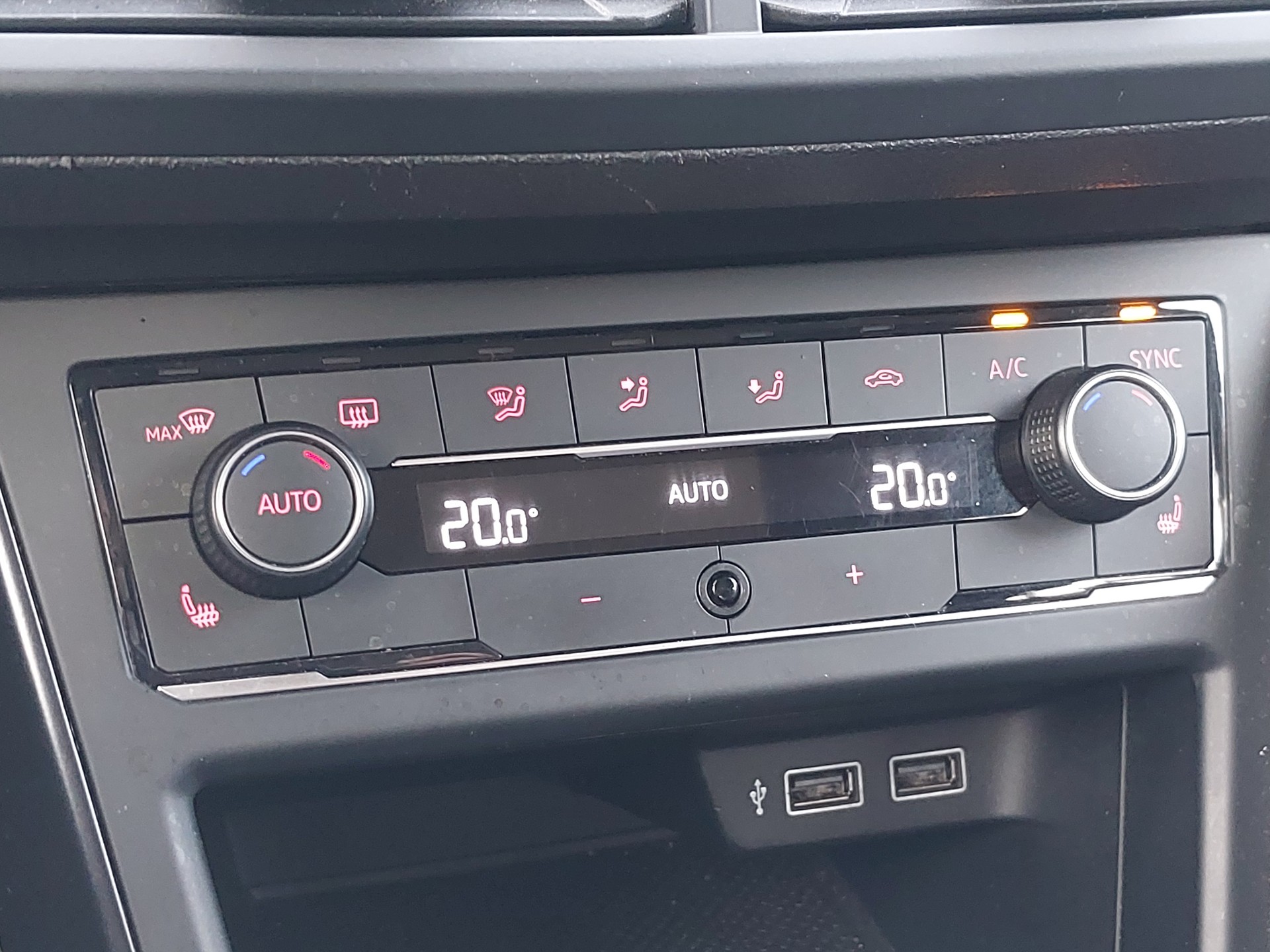 VW Polo 1.0 BMT Comfortline-image-10