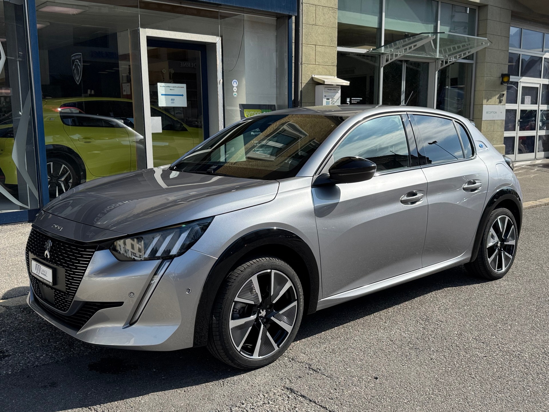 PEUGEOT 208 e-GT Pack BVA
