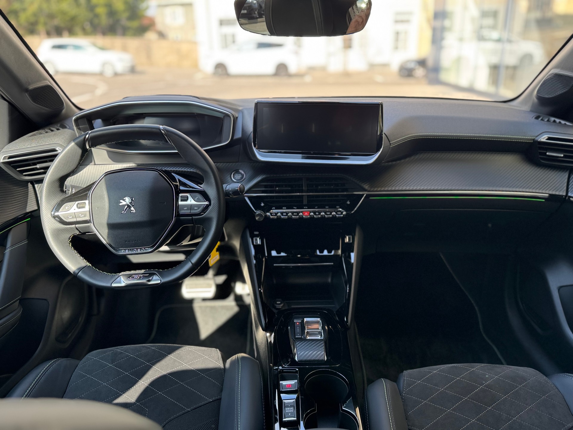 PEUGEOT 208 e-GT Pack BVA-image-9