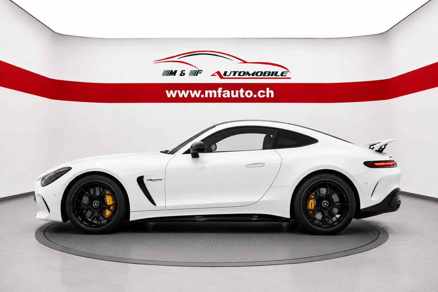 MERCEDES-BENZ AMG GT 63 Executive Edition 4matic+-image-3