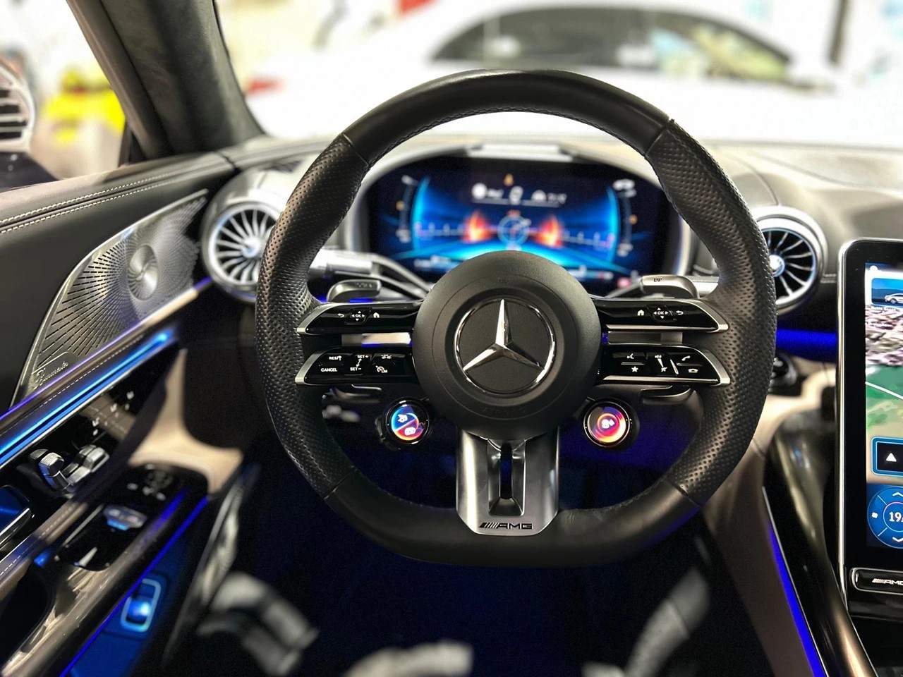 MERCEDES-BENZ AMG GT 63 Executive Edition 4matic+-image-13