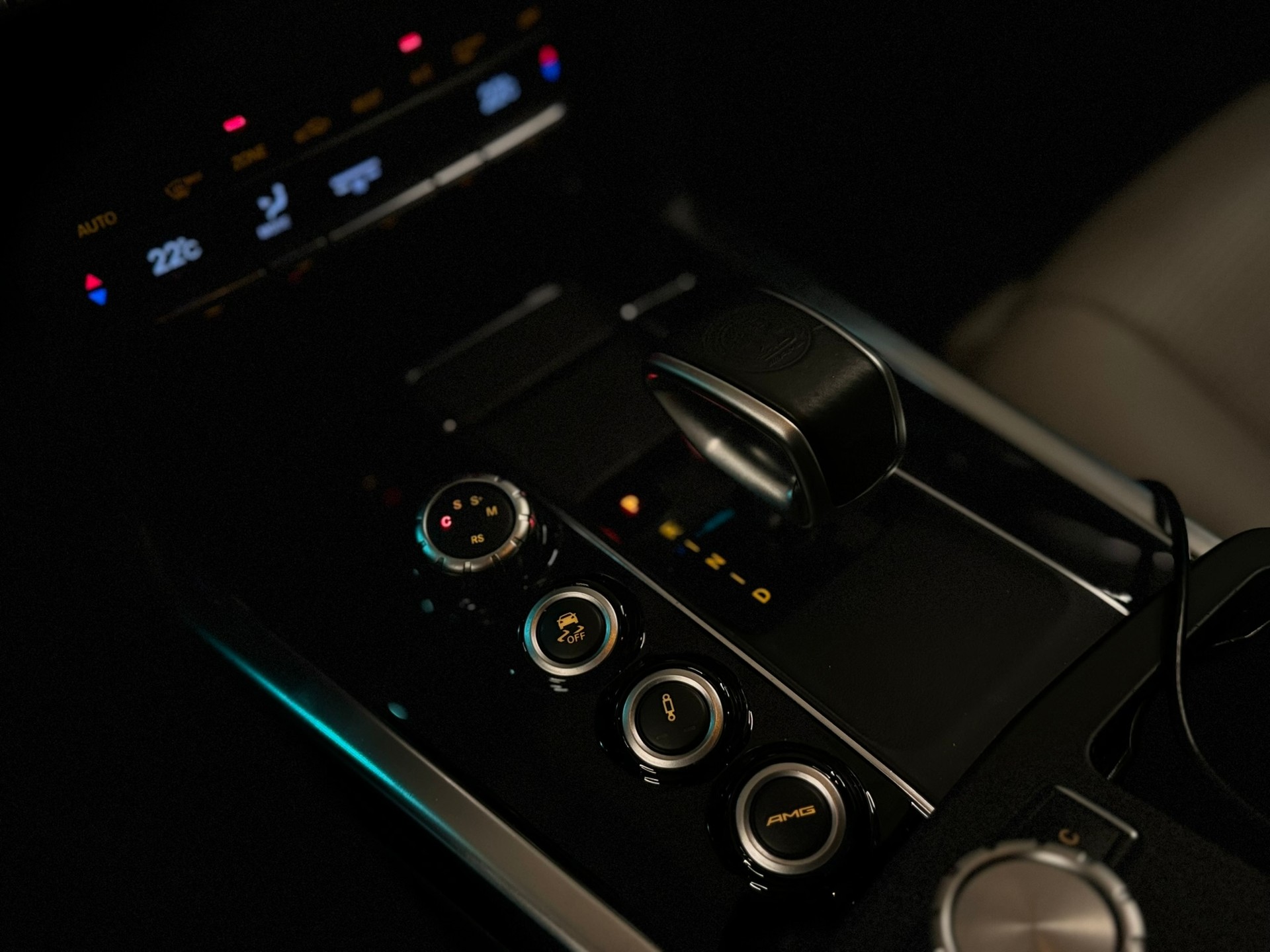 MERCEDES-BENZ E 63 AMG S 4Matic Speedshift-image-18