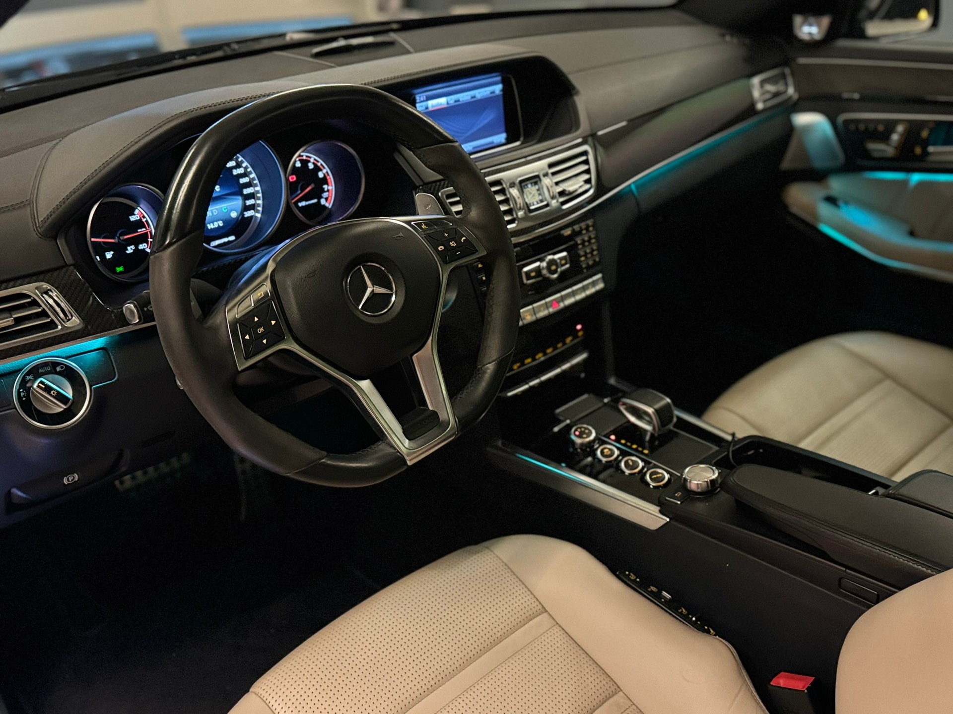 MERCEDES-BENZ E 63 AMG S 4Matic Speedshift-image-7