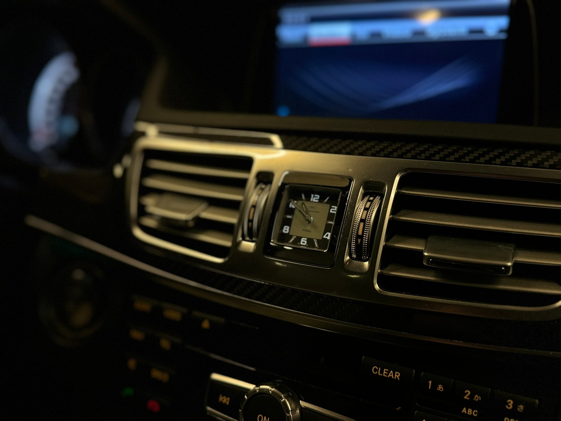 MERCEDES-BENZ E 63 AMG S 4Matic Speedshift-image-23
