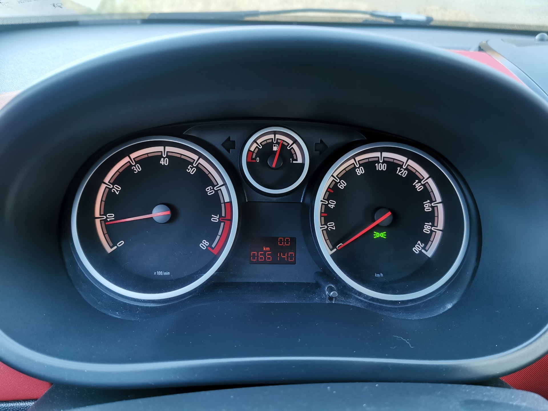 OPEL Corsa 1.4 TP Enjoy-image-10