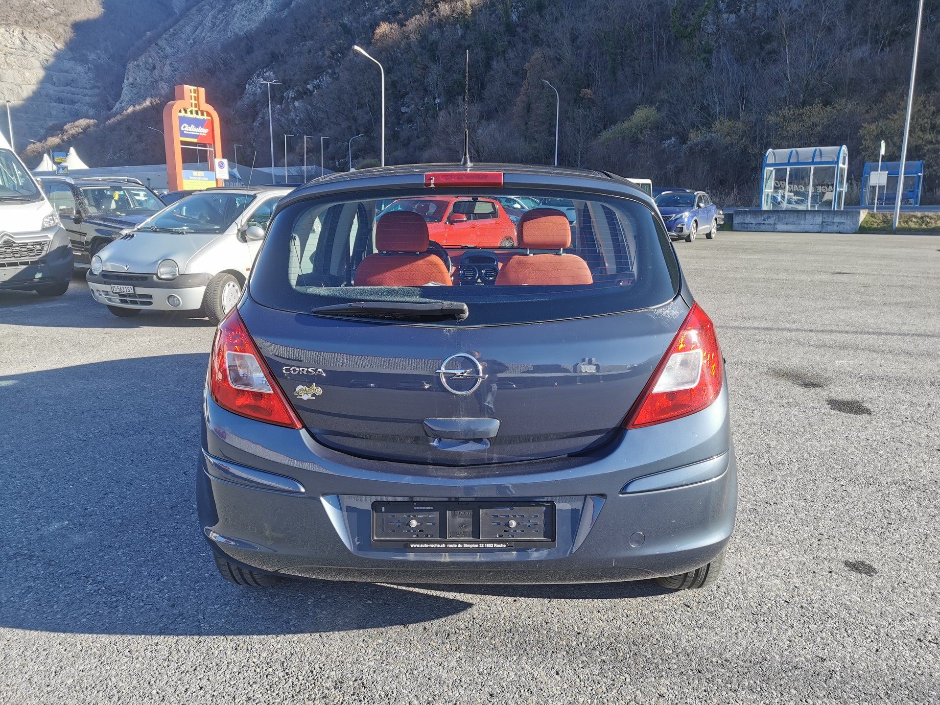 OPEL Corsa 1.4 TP Enjoy-image-2