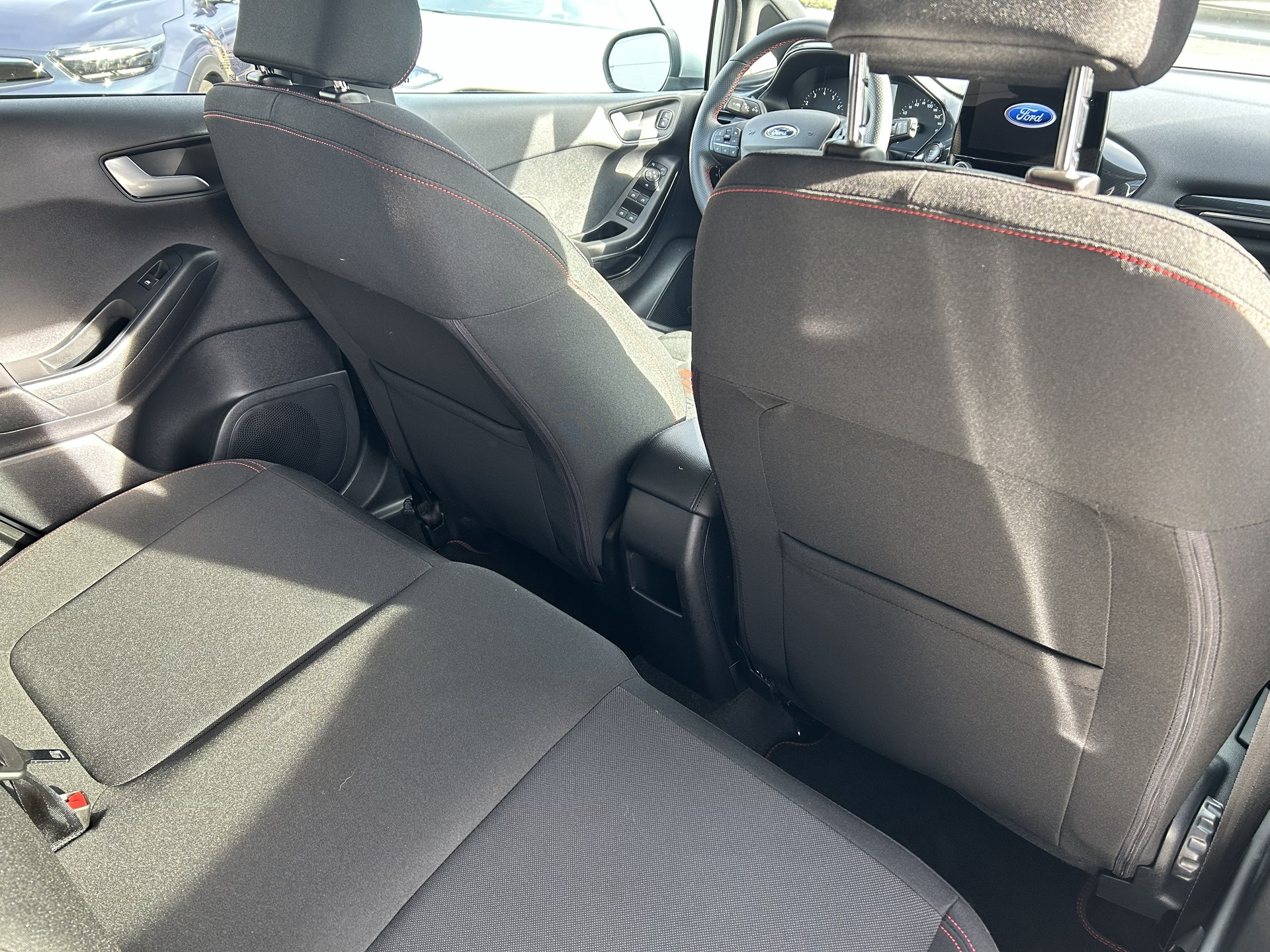 FORD Fiesta 1.0 SCTi MHEV ST Line X Automat-image-5