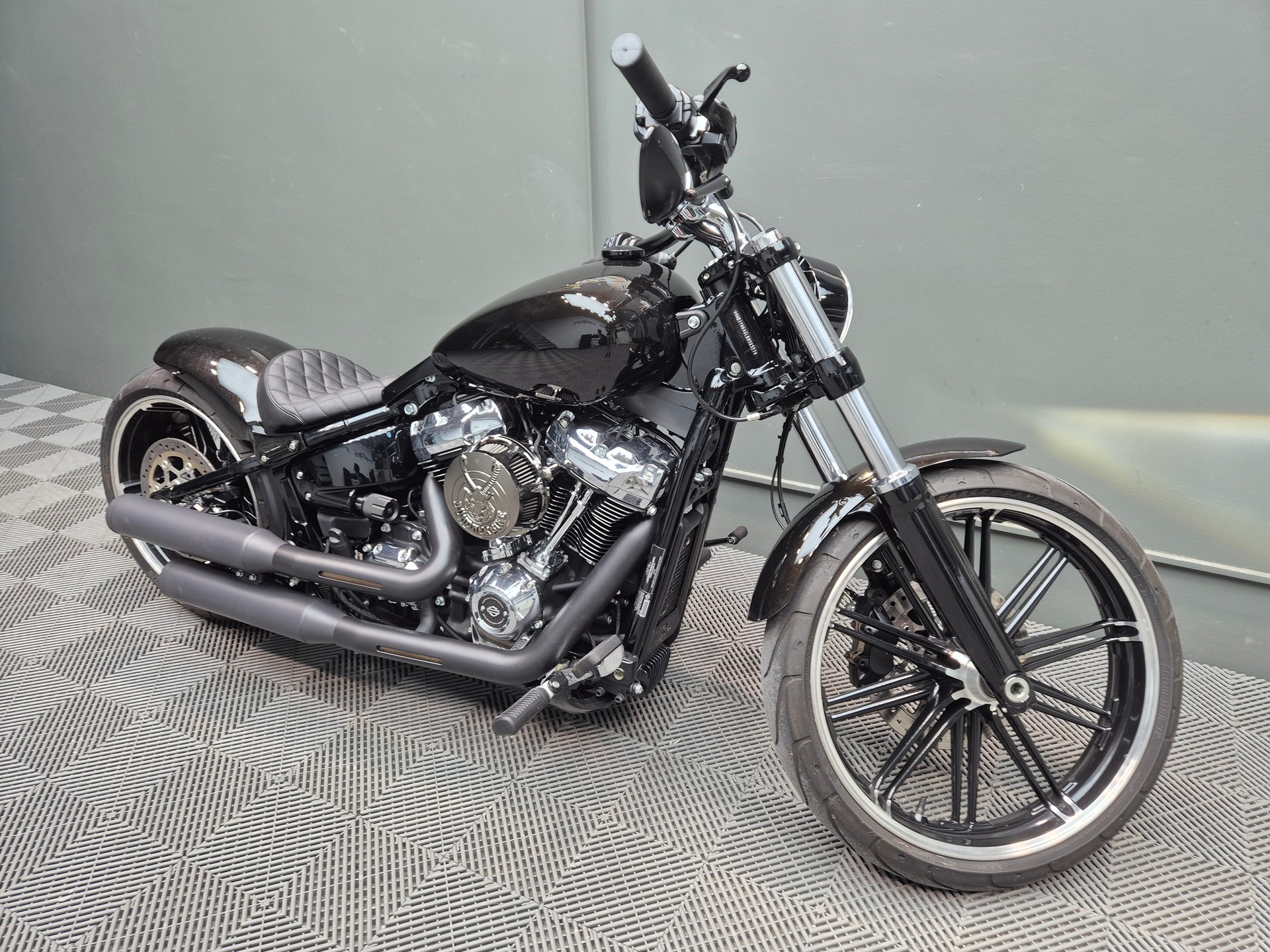 HARLEY-DAVIDSON FXBRS Breakout 114 ABS-image-4