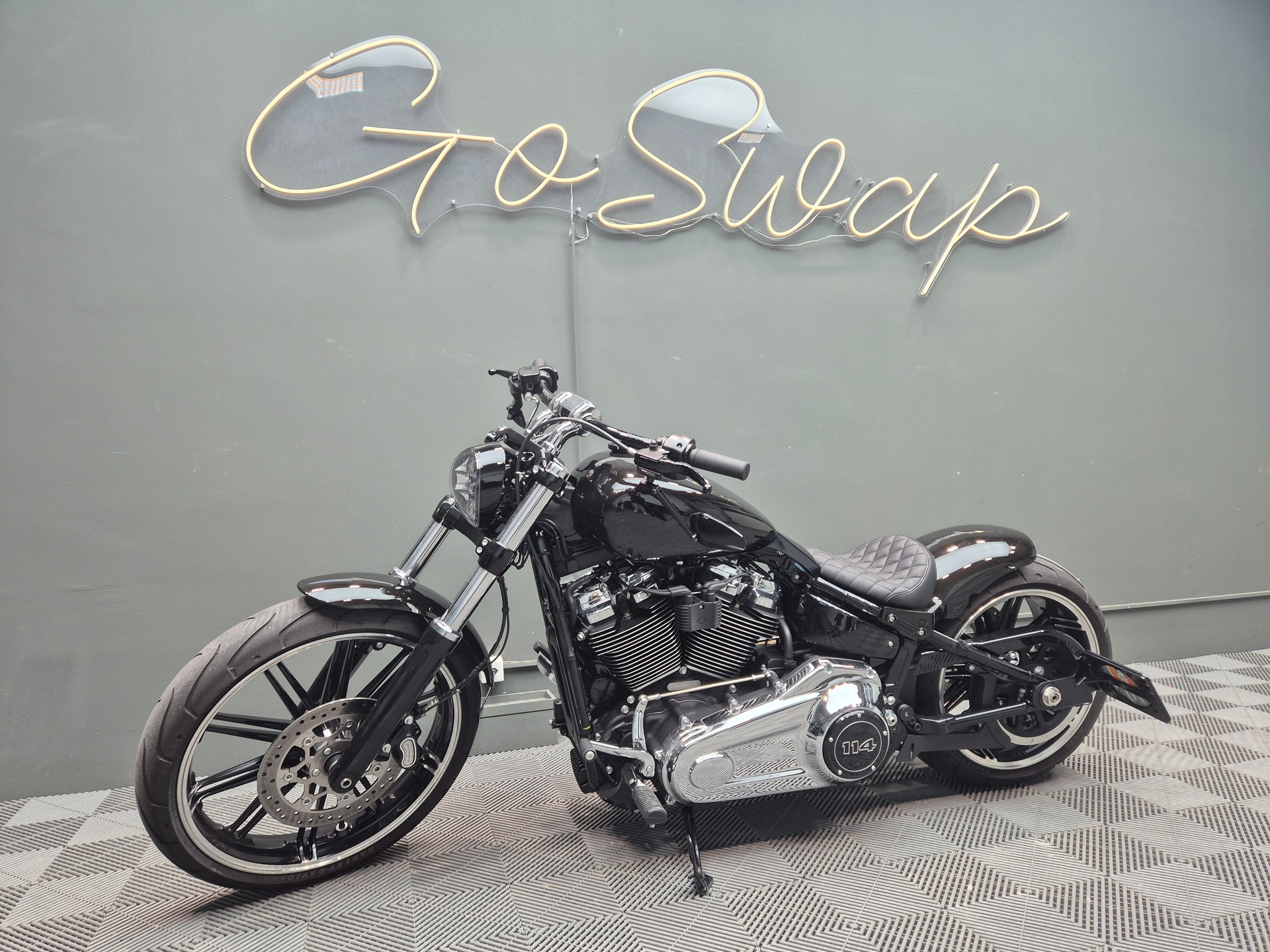 HARLEY-DAVIDSON FXBRS Breakout 114 ABS-image-1