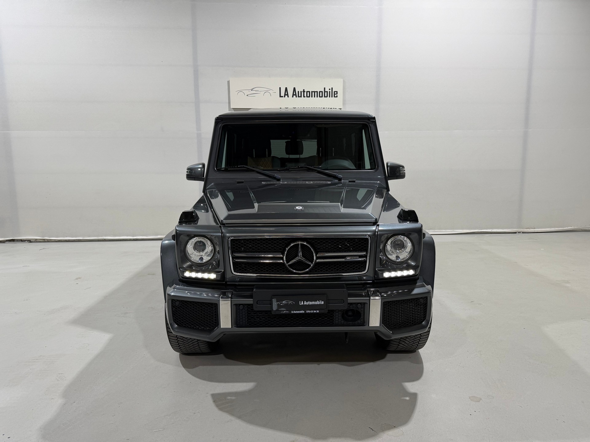 MERCEDES-BENZ G 63 AMG Automatic-image-3