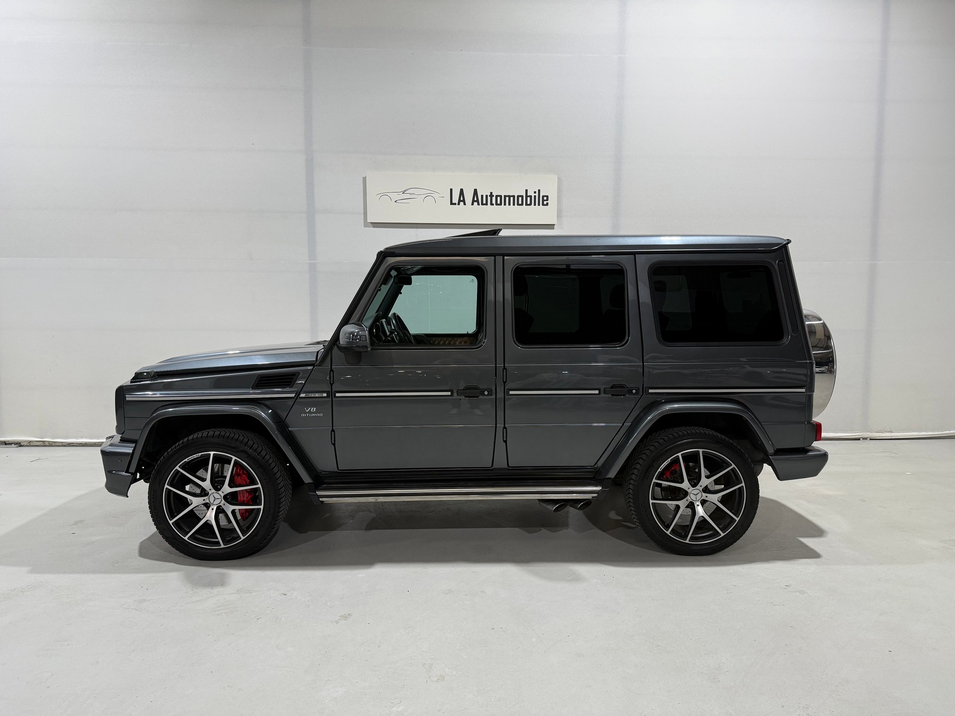 MERCEDES-BENZ G 63 AMG Automatic-image-2