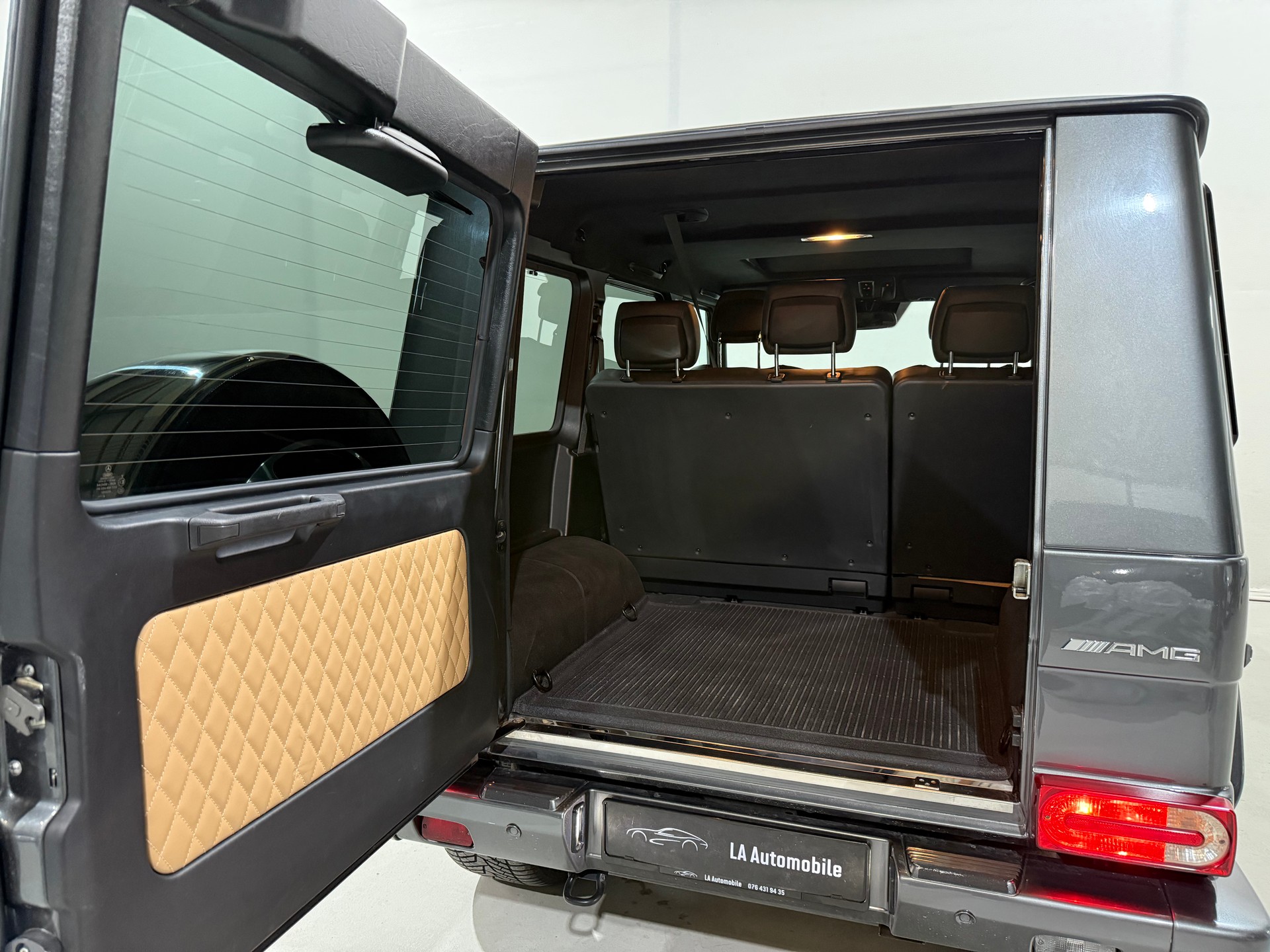 MERCEDES-BENZ G 63 AMG Automatic-image-14