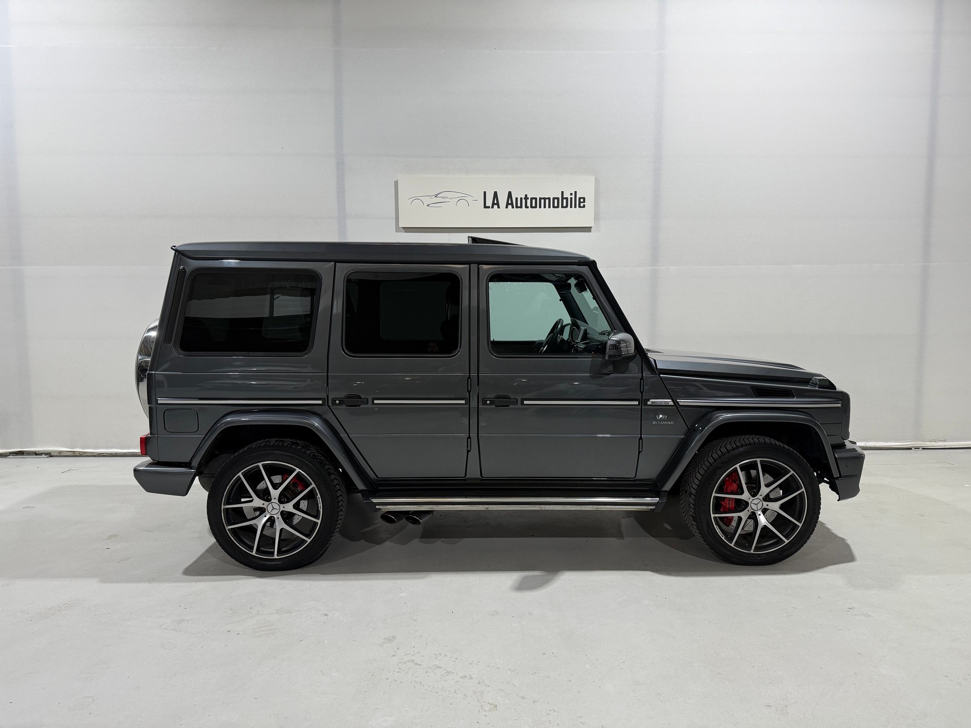 MERCEDES-BENZ G 63 AMG Automatic-image-6