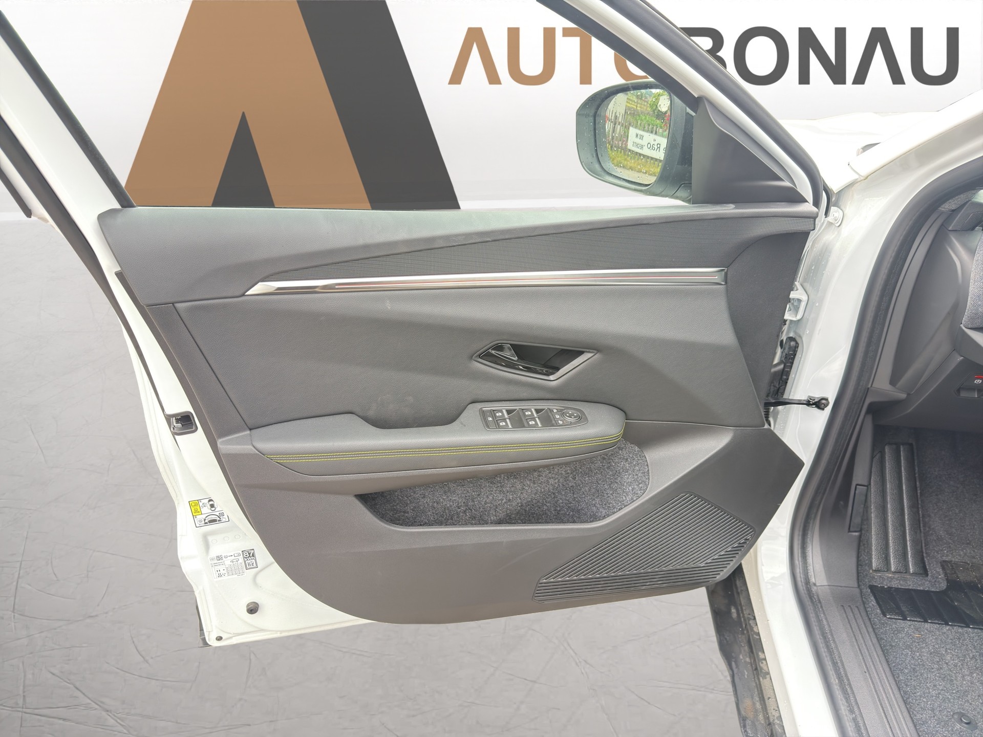 RENAULT Scénic E-Tech techno 220 Long Range-image-10