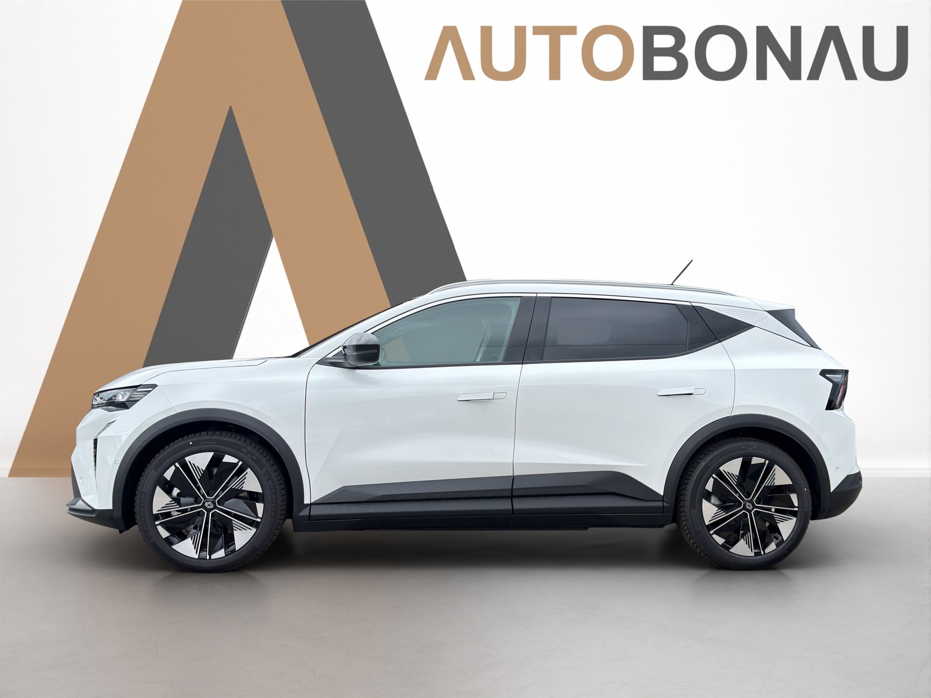 RENAULT Scénic E-Tech techno 220 Long Range-showroom-element-1