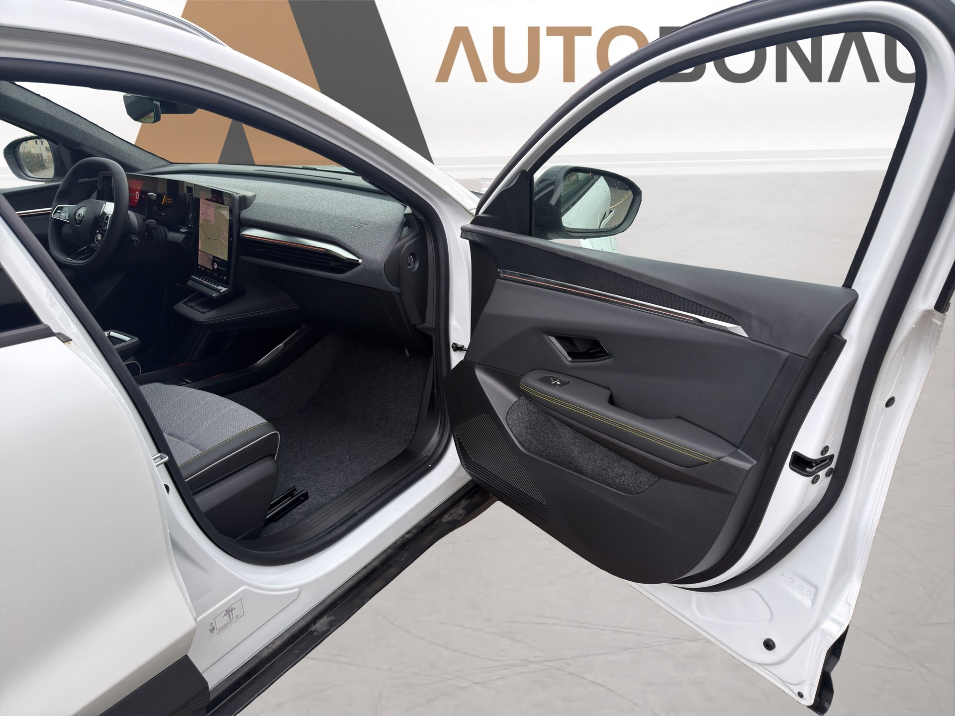 RENAULT Scénic E-Tech techno 220 Long Range-image-13
