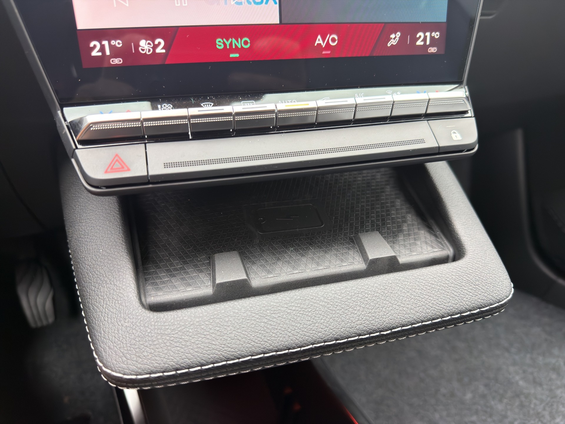 RENAULT Scénic E-Tech techno 220 Long Range-image-33
