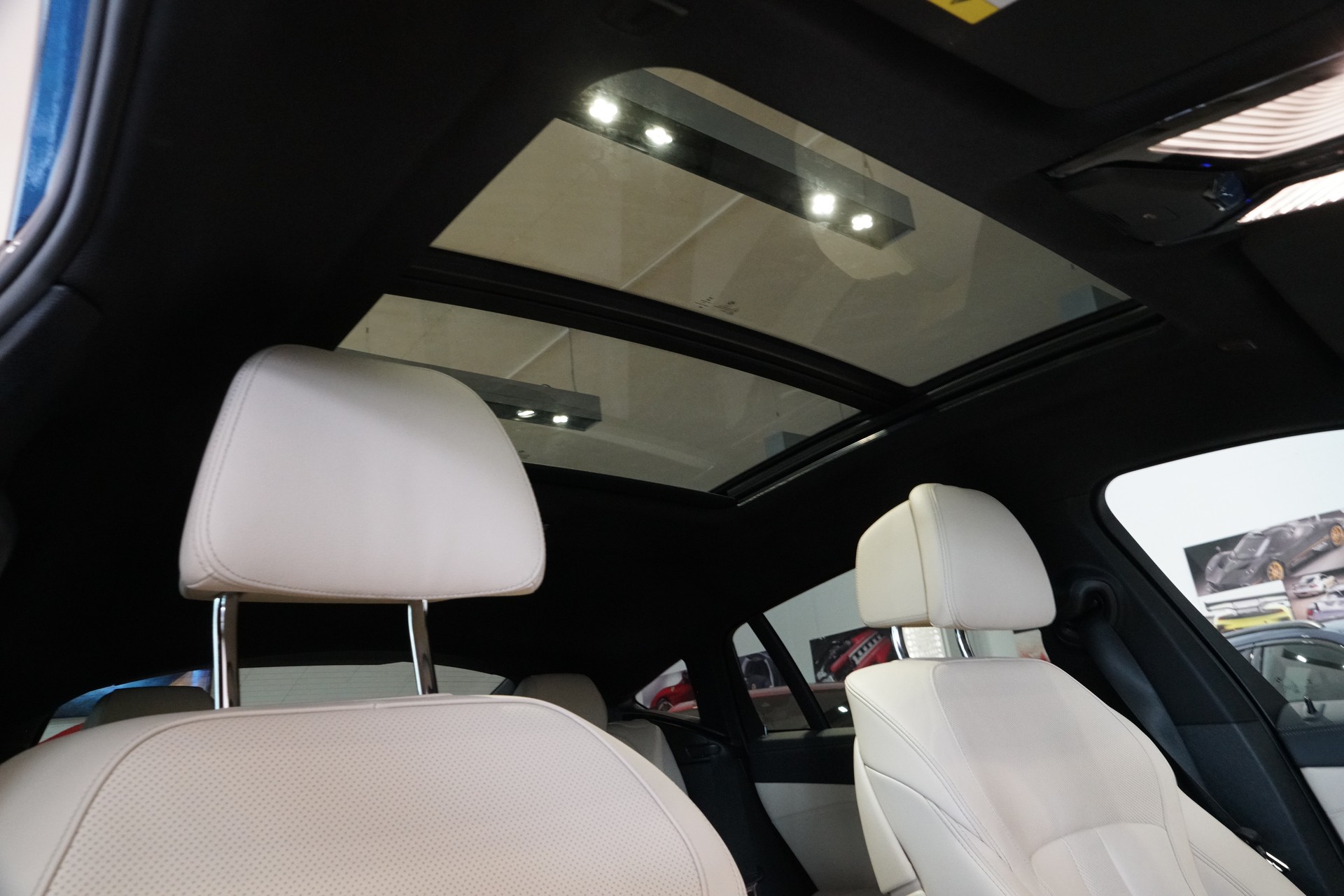 BMW X6 M50i Steptronic-image-12