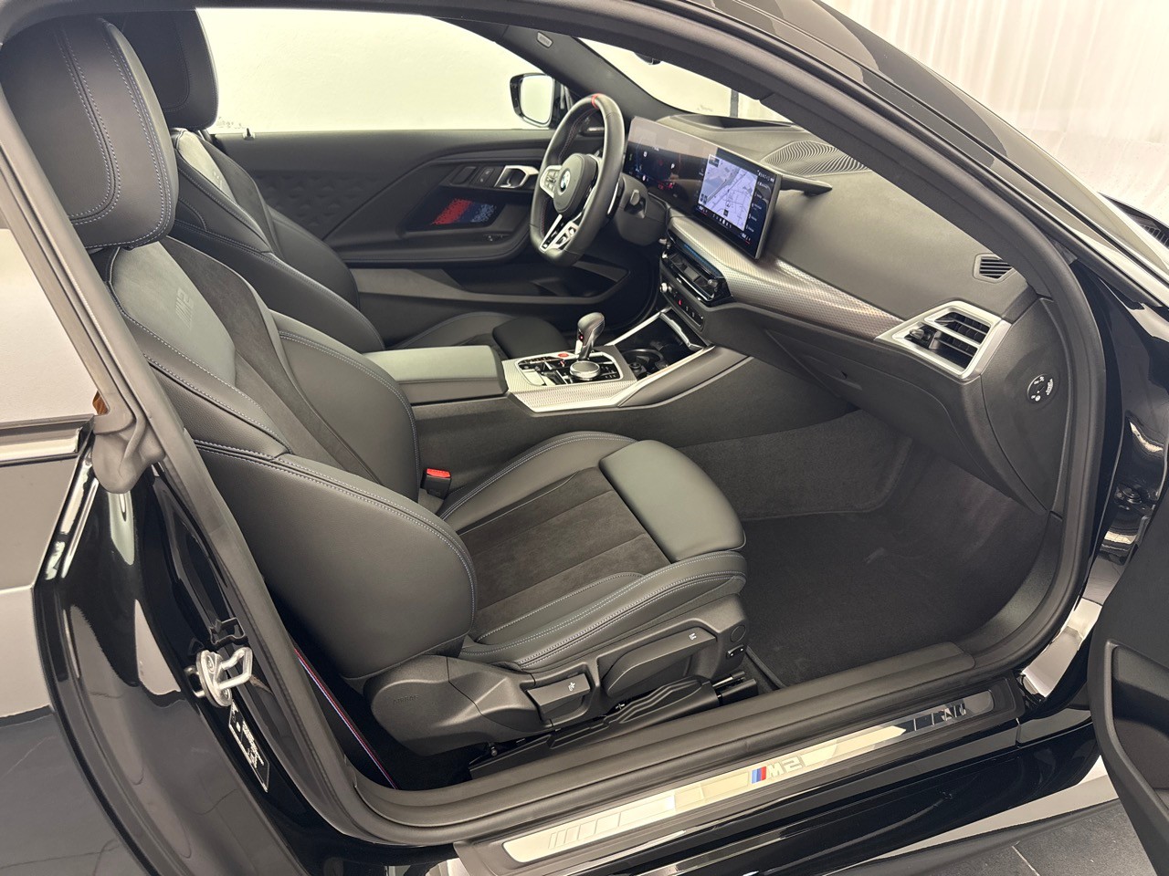 BMW M2 Steptronic-image-8