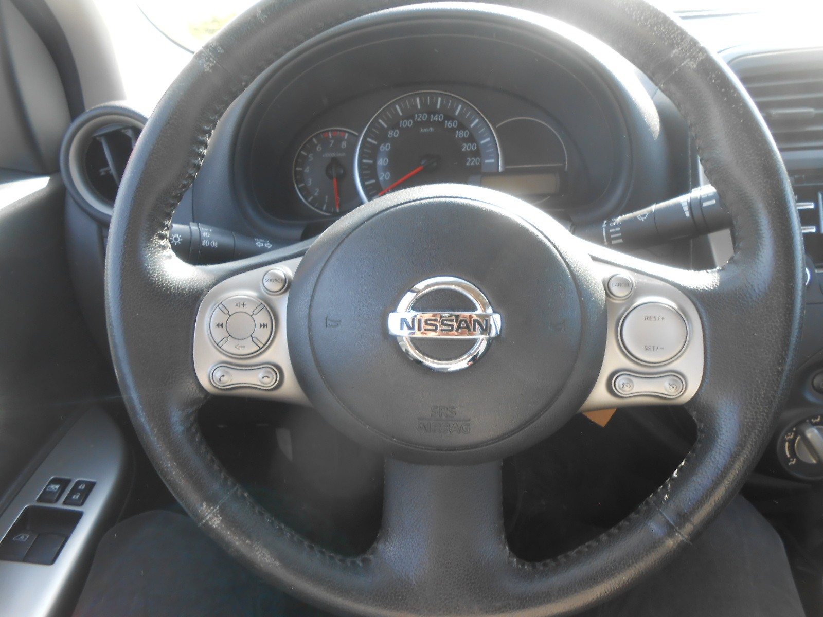 NISSAN Micra 1.2 tekna-image-12