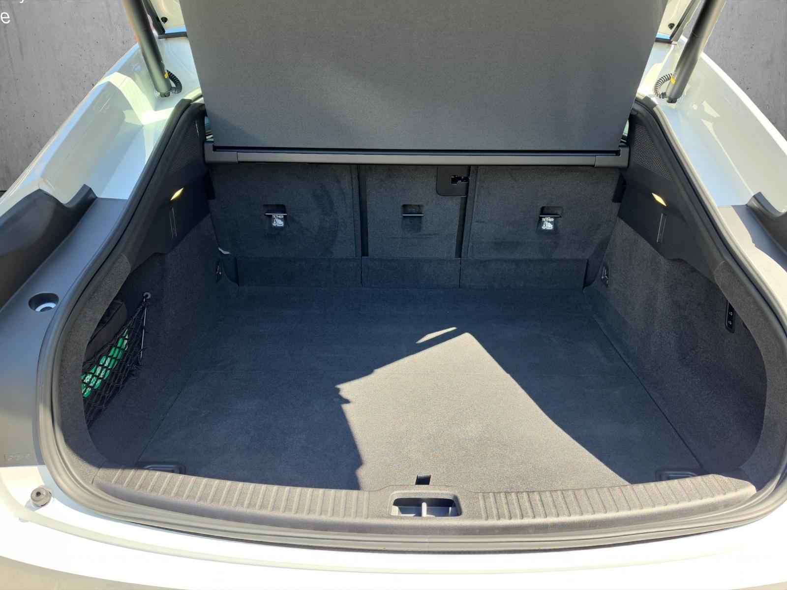 VOLVO ES90 Single 88 kWh Ultra-image-14
