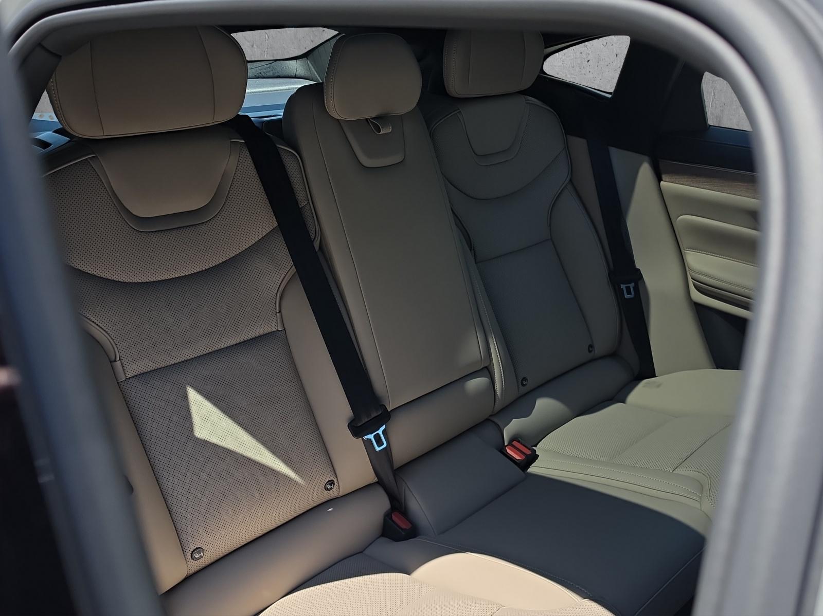 VOLVO ES90 Single 88 kWh Ultra-image-13