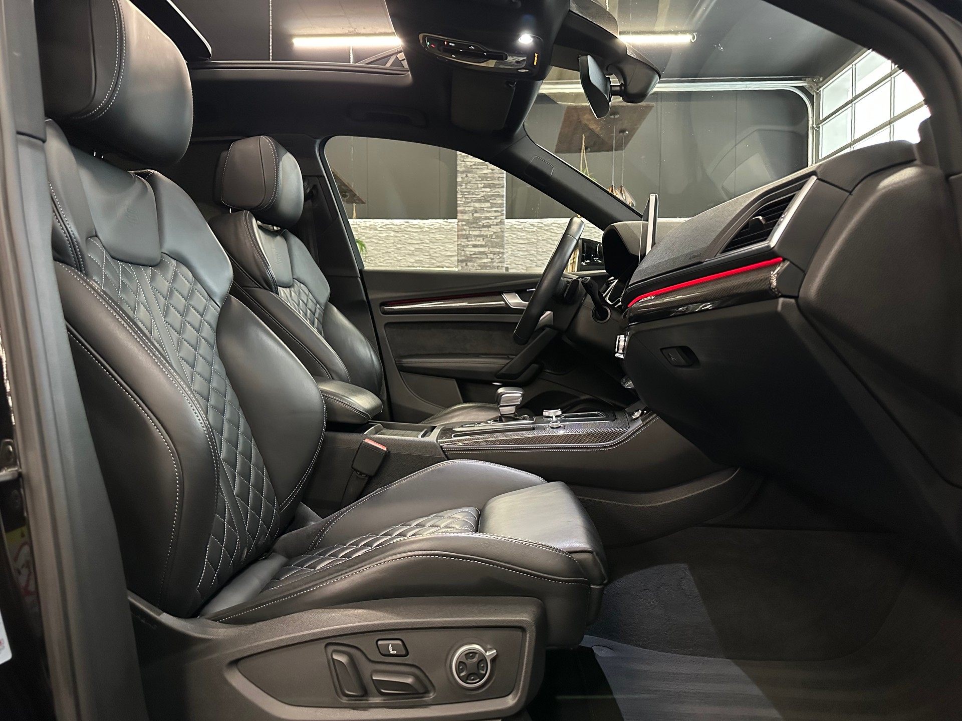 AUDI SQ5 TDI quattro tiptronic-image-21