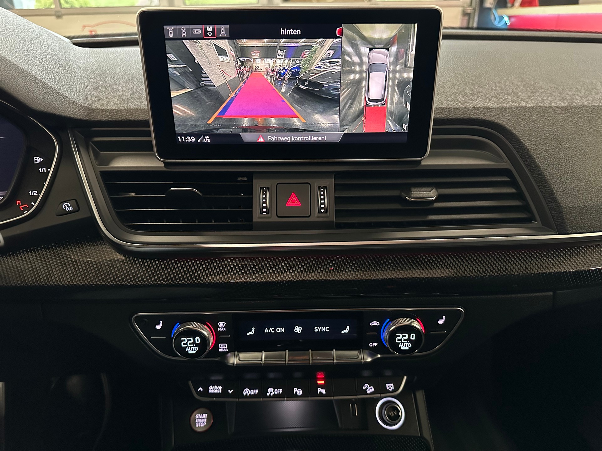 AUDI SQ5 TDI quattro tiptronic-image-23