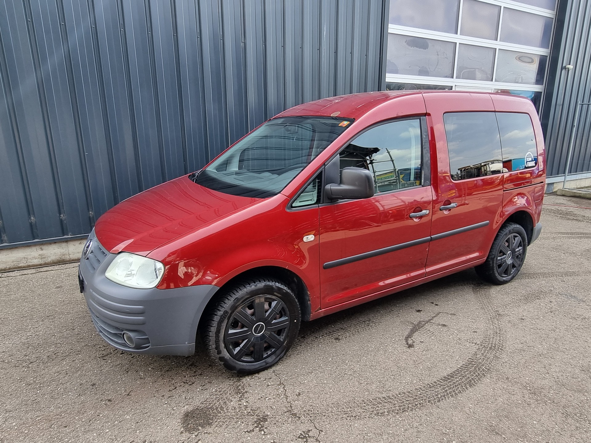VW Caddy Life 1.6-image-1