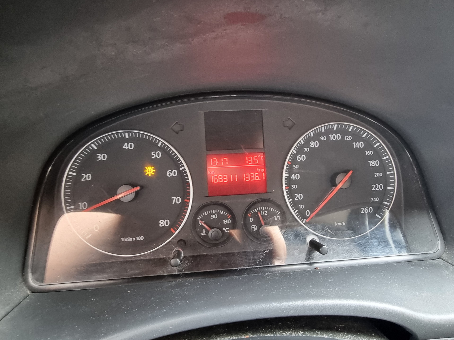 VW Caddy Life 1.6-image-9