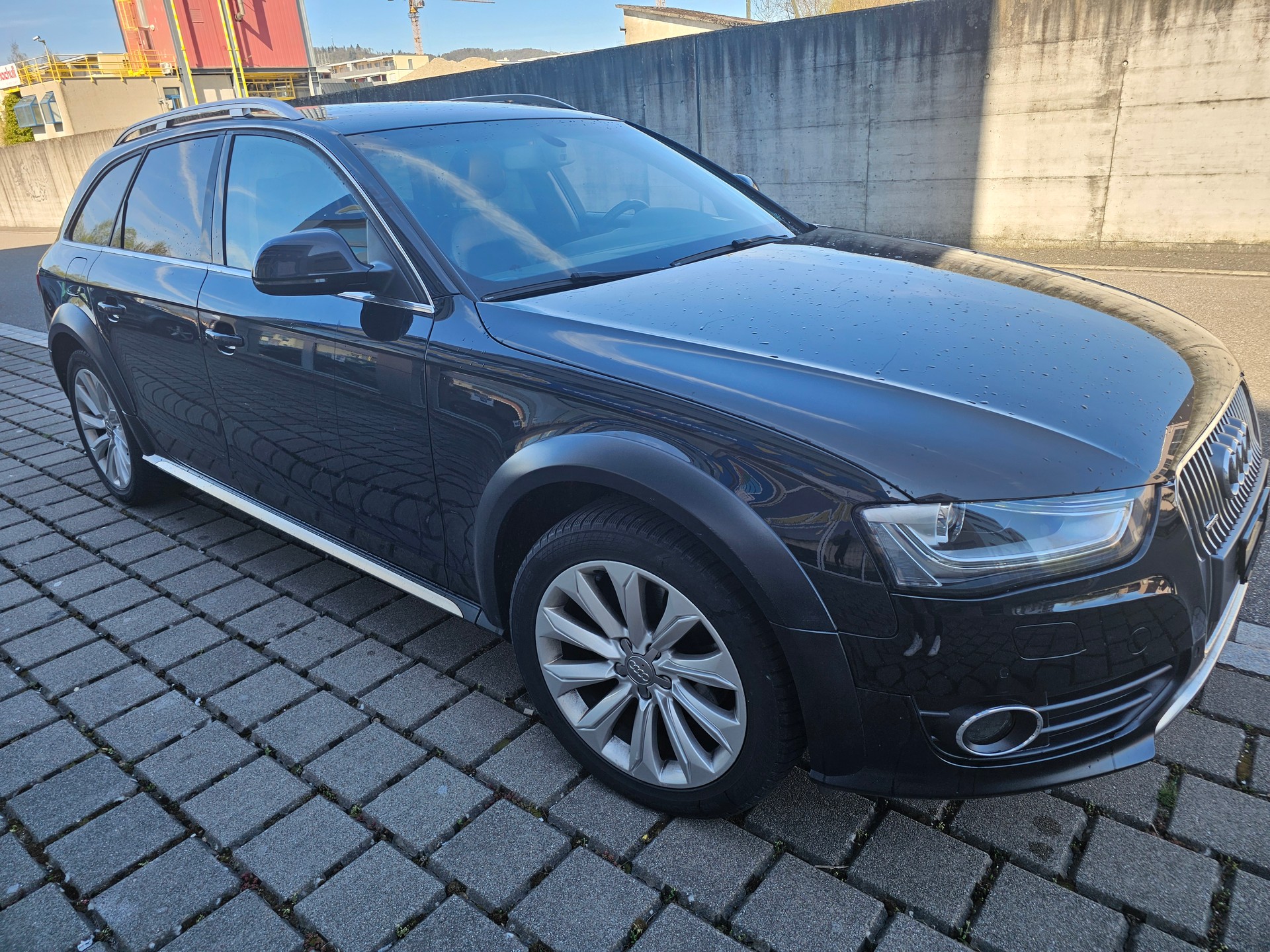AUDI A4 allroad 3.0 TDI quattro S-tronic-image-1