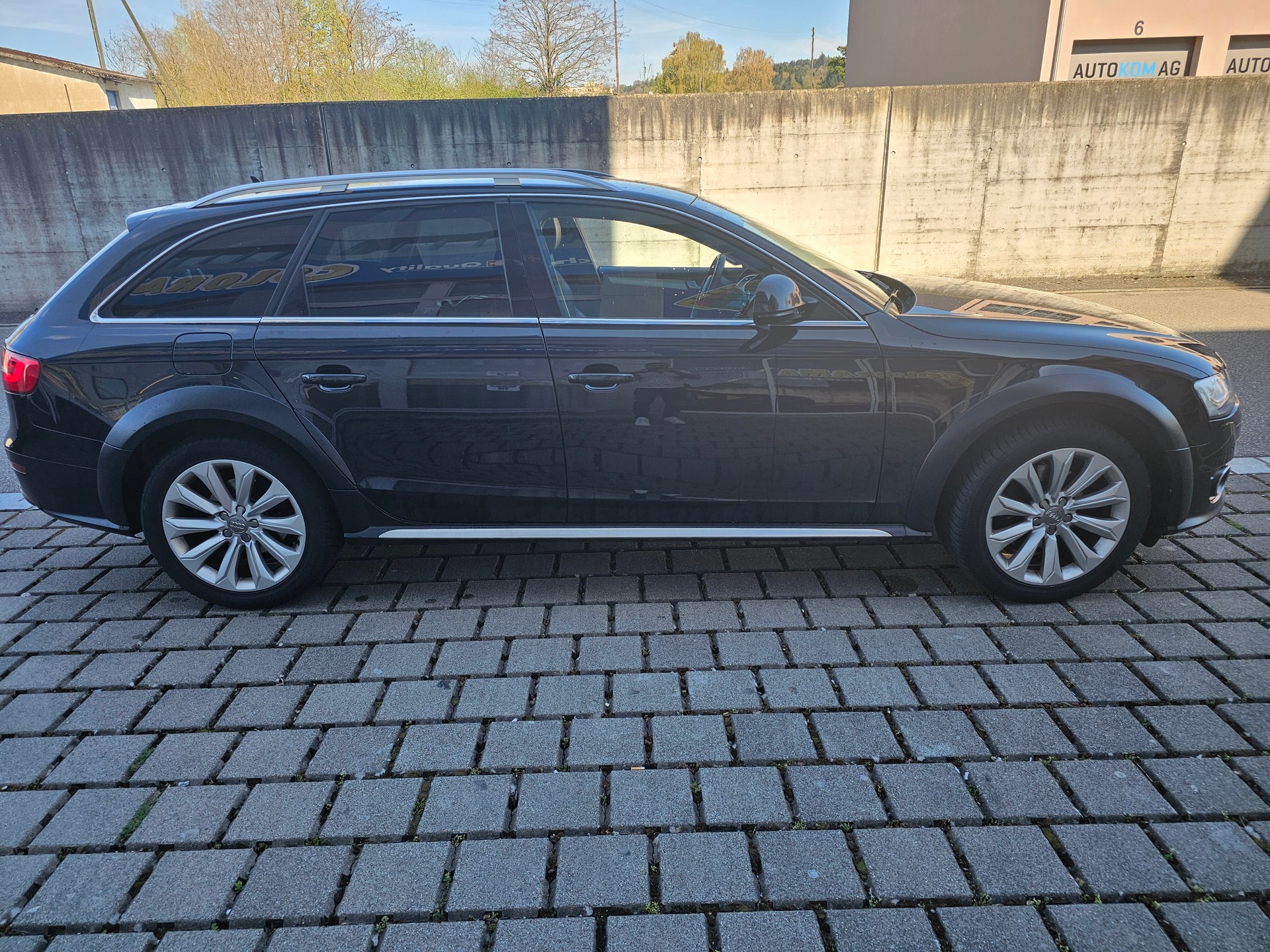 AUDI A4 allroad 3.0 TDI quattro S-tronic-image-5